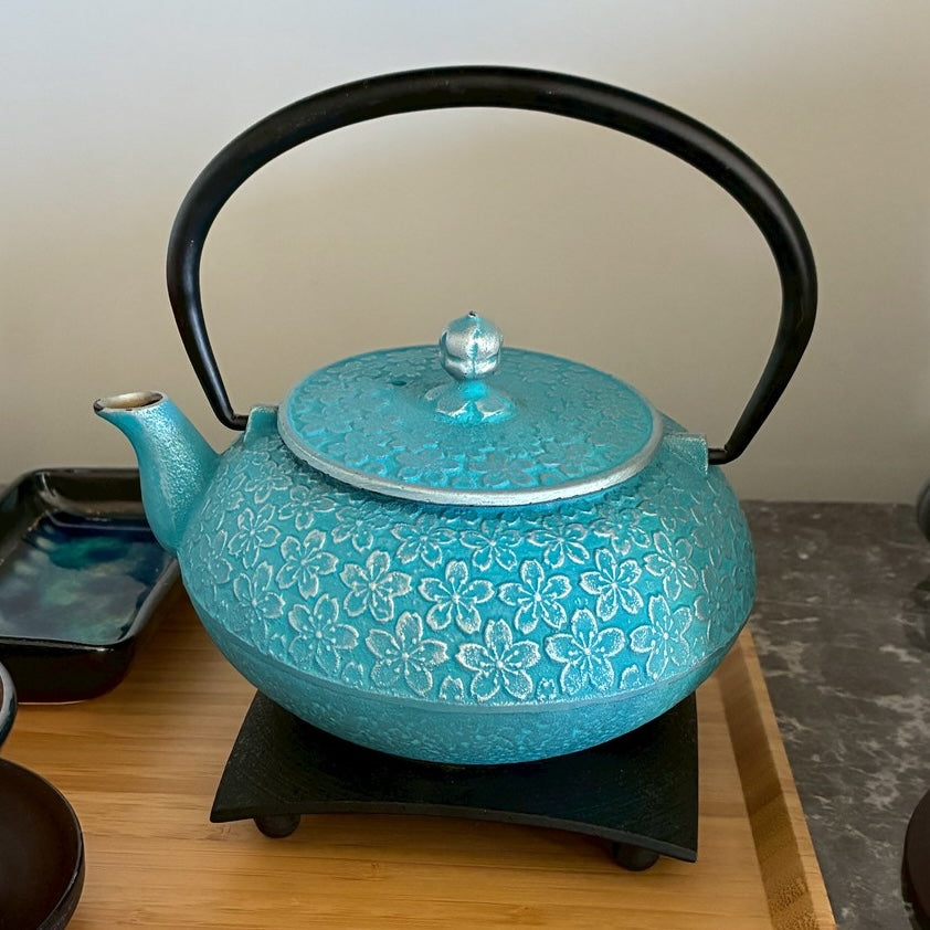 南部鉄器 急須 | さくら | 0.6L ターコイズ | ロジアソシエイツ