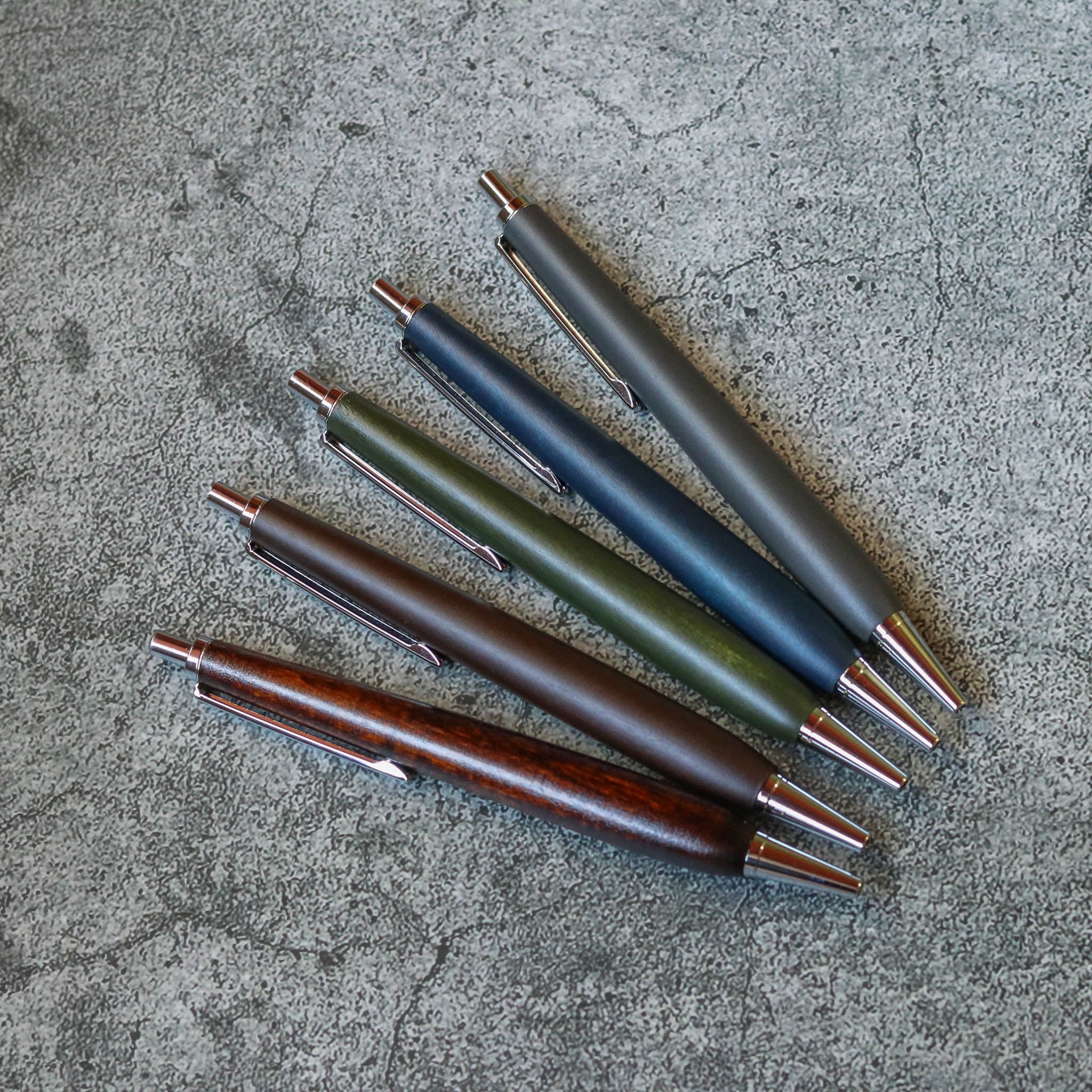 漆 ボールペン | NIVI PEN | 生漆 | 辻田漆店