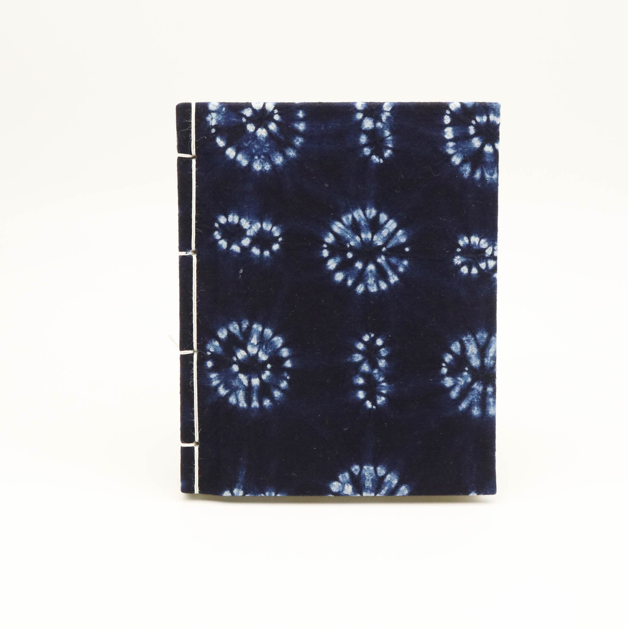 和綴じ本 | 有松絞り・美濃和紙 | 縫い絞り | 御朱印帳 | 和綴じ堂