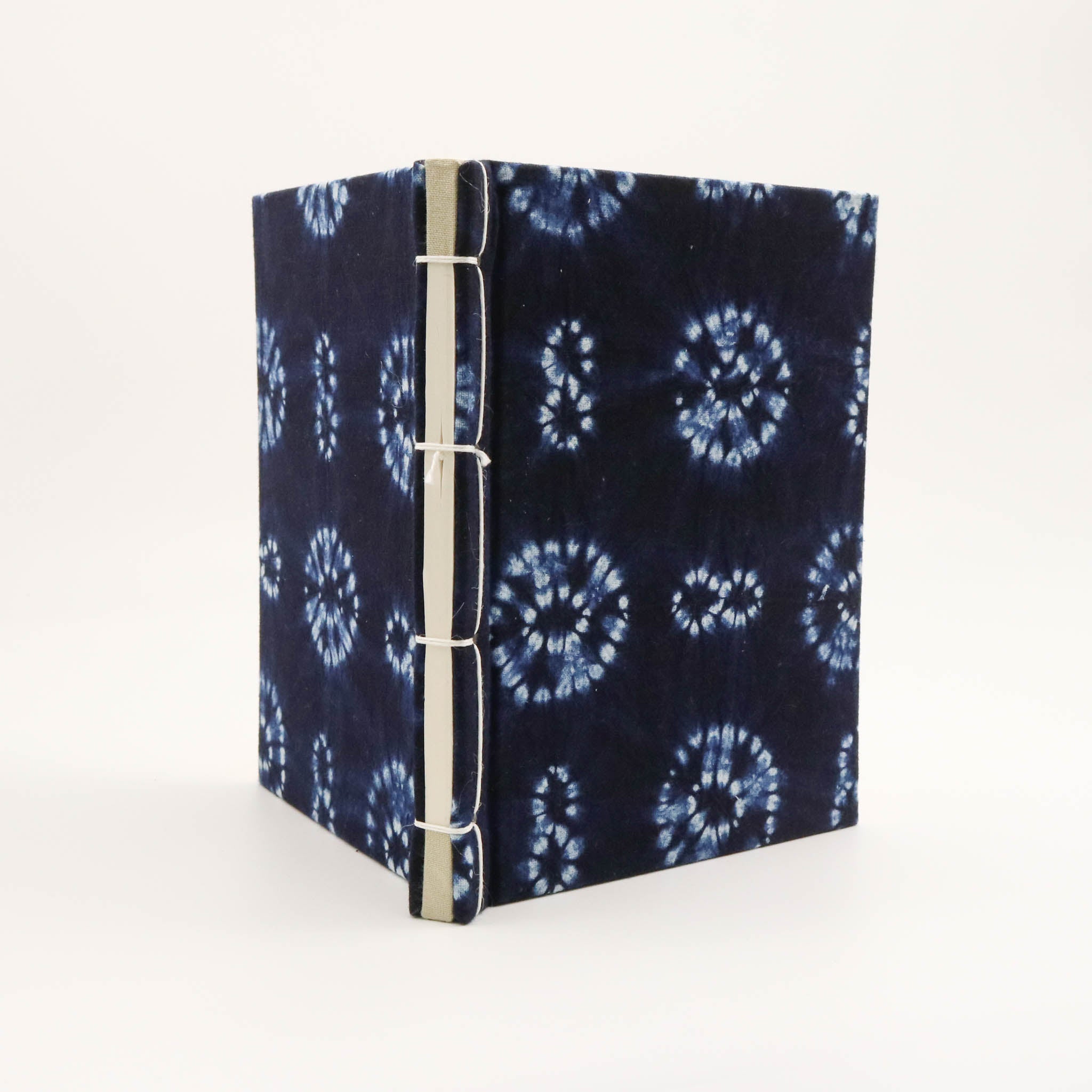 和綴じ本 | 有松絞り・美濃和紙 | 縫い絞り | 御朱印帳 | 和綴じ堂