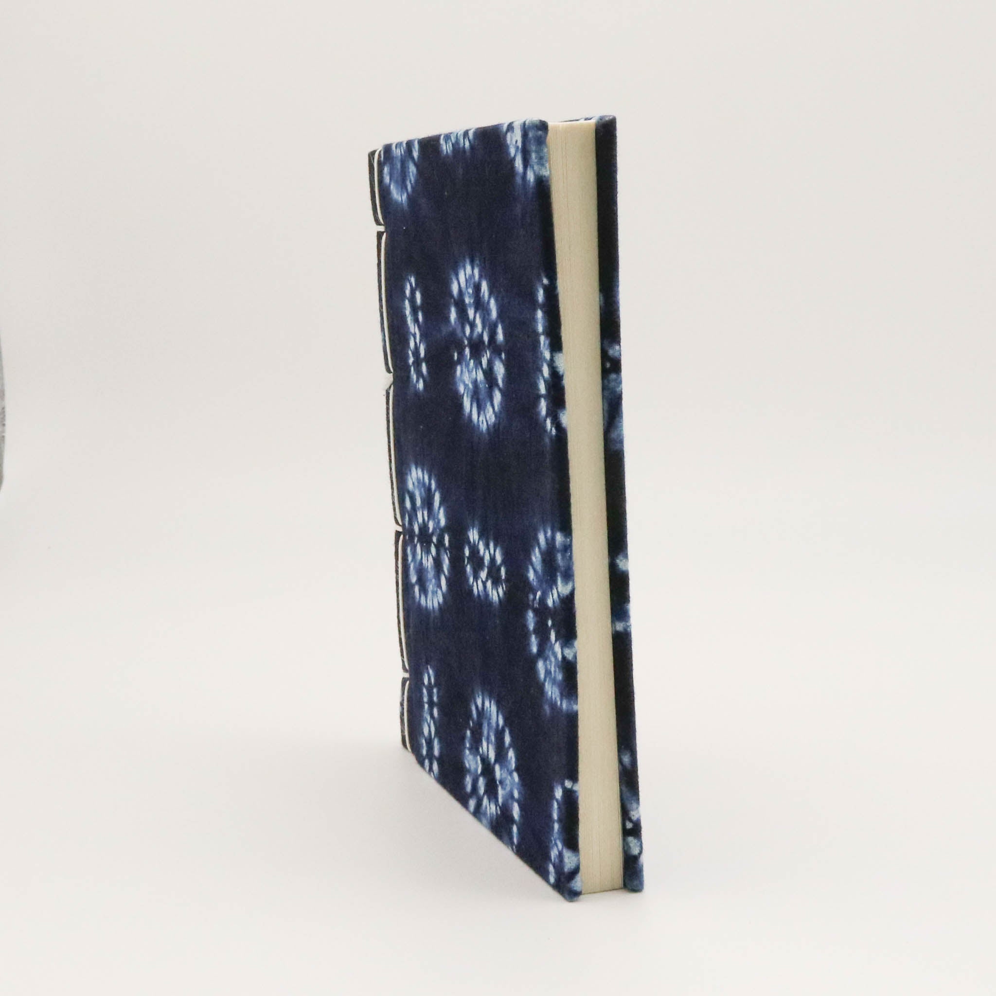 和綴じ本 | 有松絞り・美濃和紙 | 縫い絞り | 御朱印帳 | 和綴じ堂