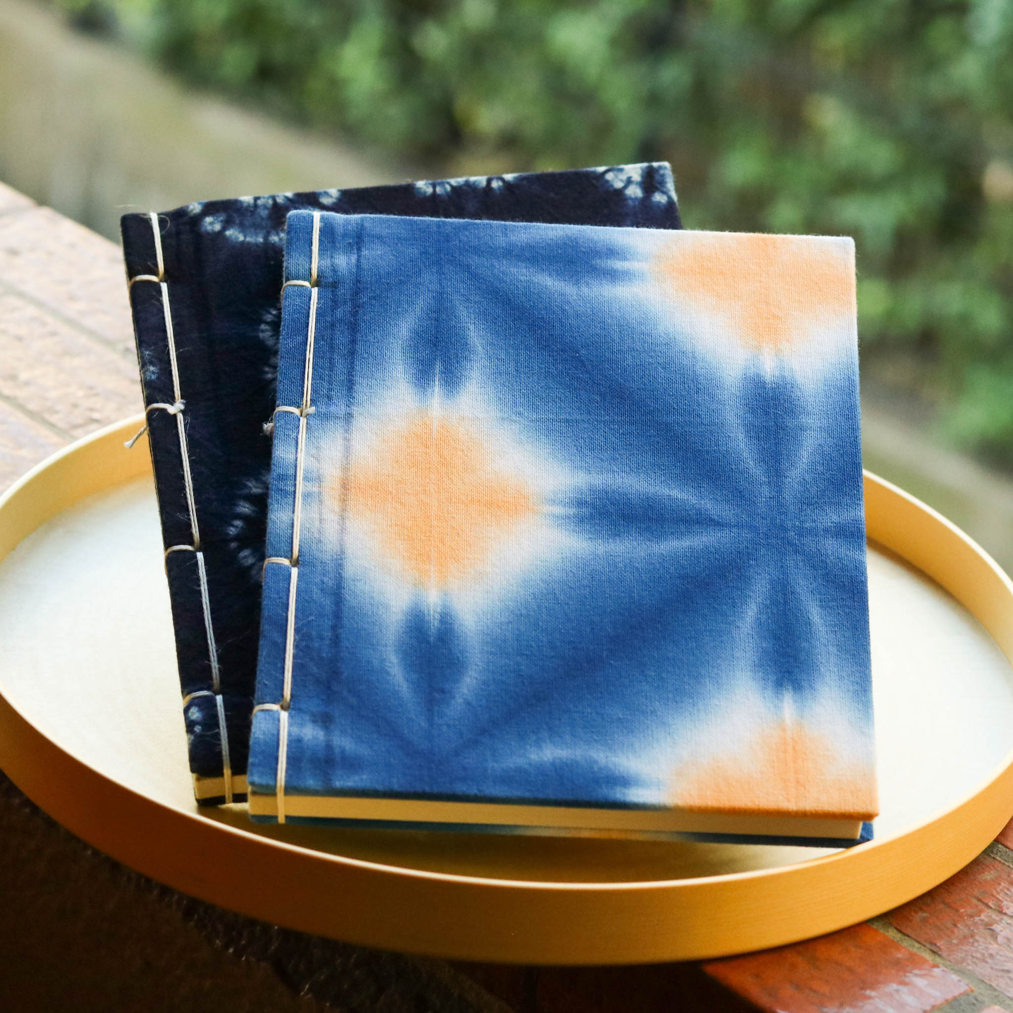 和綴じ本 | 有松絞り・美濃和紙 | 縫い絞り | 御朱印帳 | 和綴じ堂