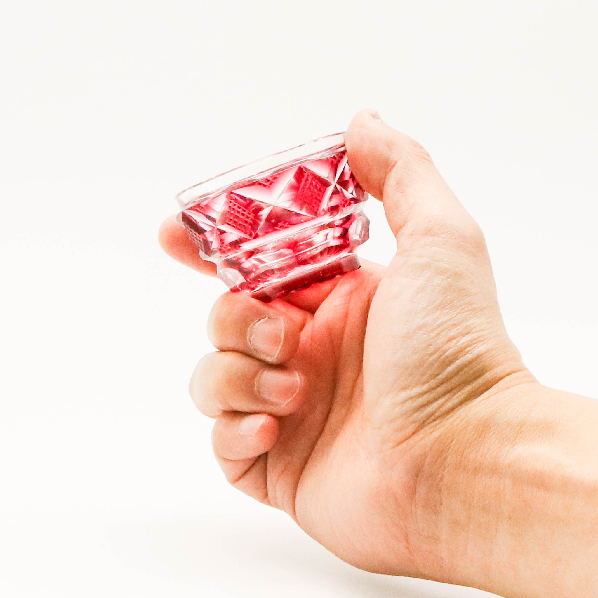 薩摩切子 冷酒おちょこ | 伝匠猪口 小 | 金赤 | 薩摩びーどろ工芸