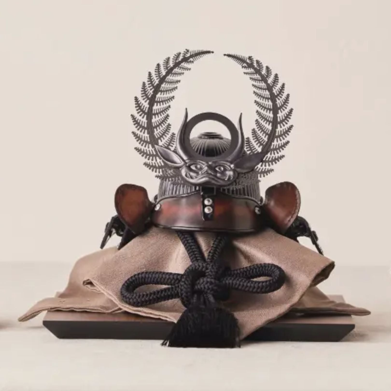 兜飾り | Armadura 徳川家康 | 1/5スケール | 鈴甲子 雄山【26/1/6以降順次配送】