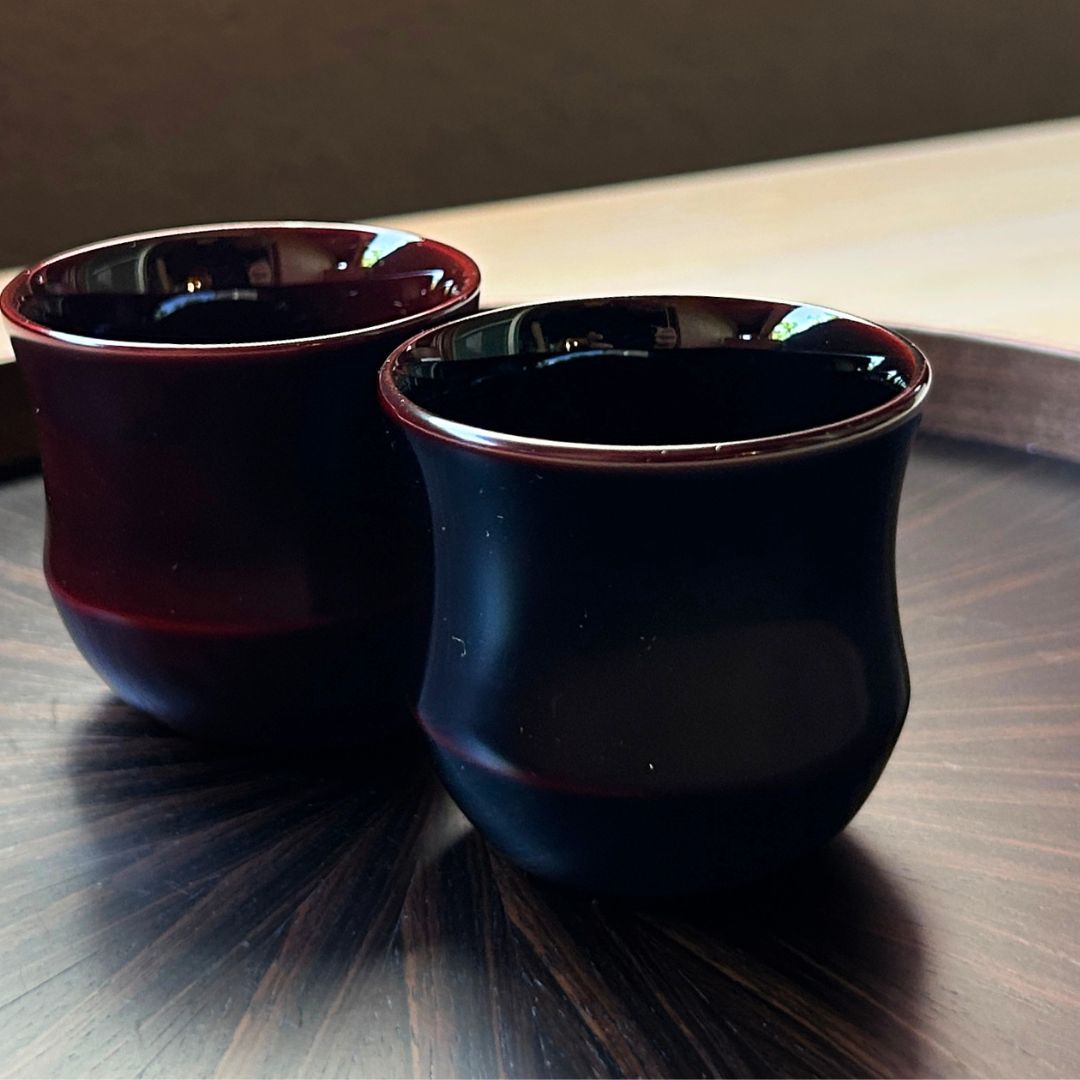 輪島塗 ぐい呑み | 鯛 | 蒔絵 黒溜 | 八井漆器本店