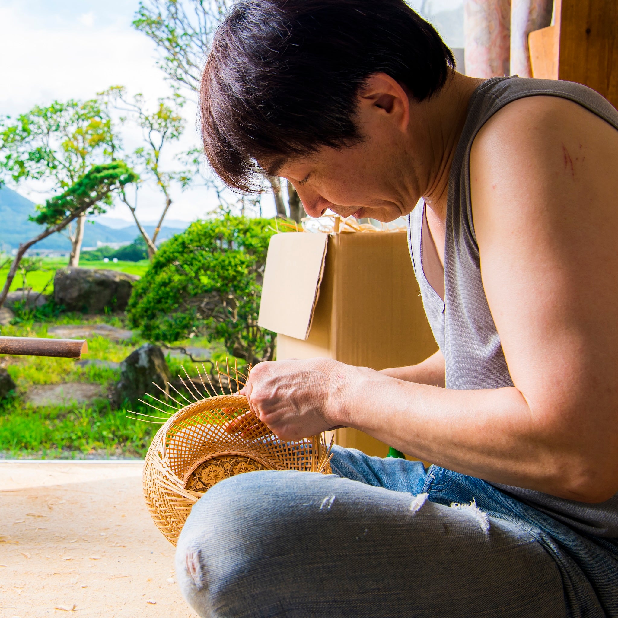 別府竹細工 竹かご | 花六ツ目鉄鉢 | 中 | 山下工芸