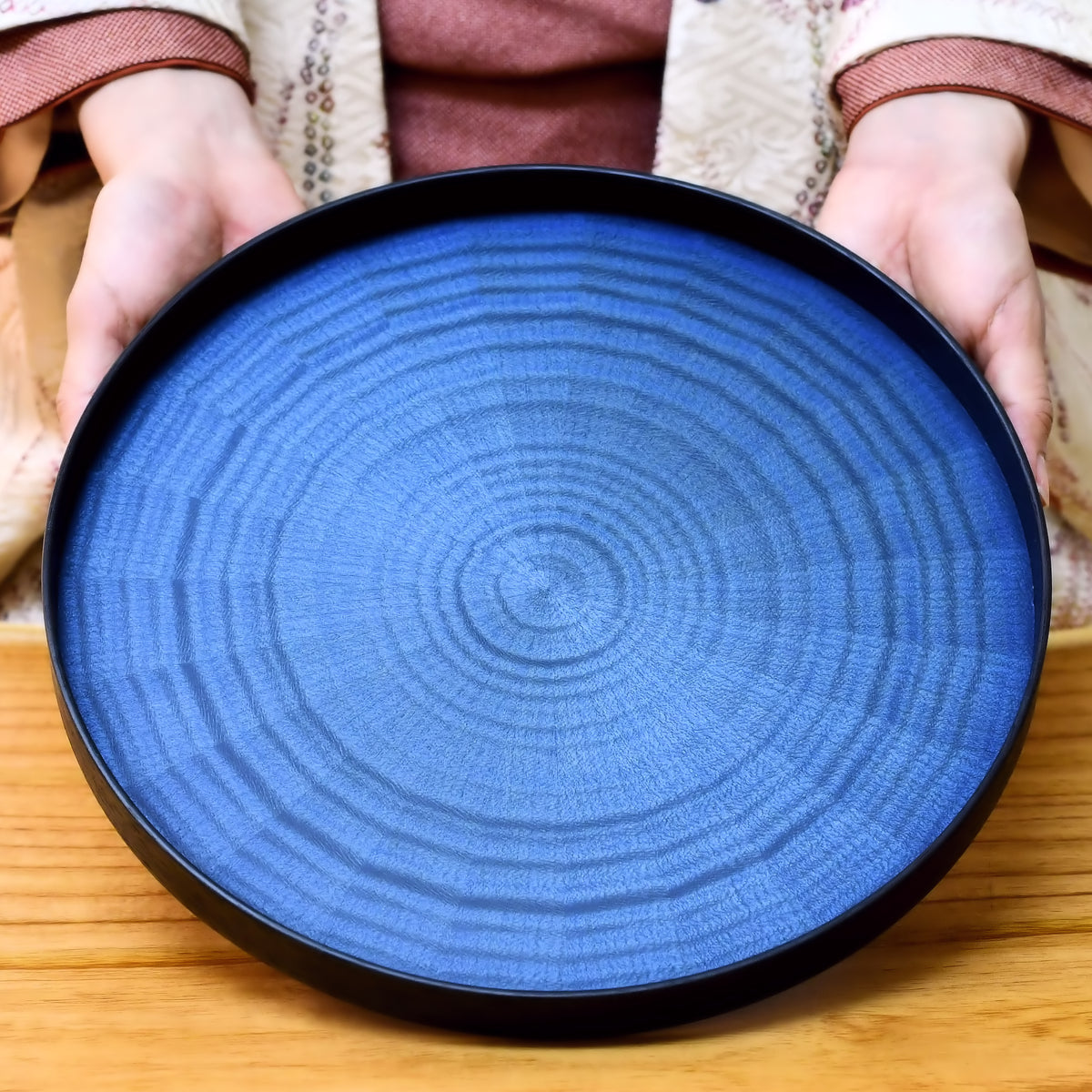 お盆 トレイ | Round Rays Tray (丸) S φ280 | ホワイトシカモア 藍染 | 森工芸