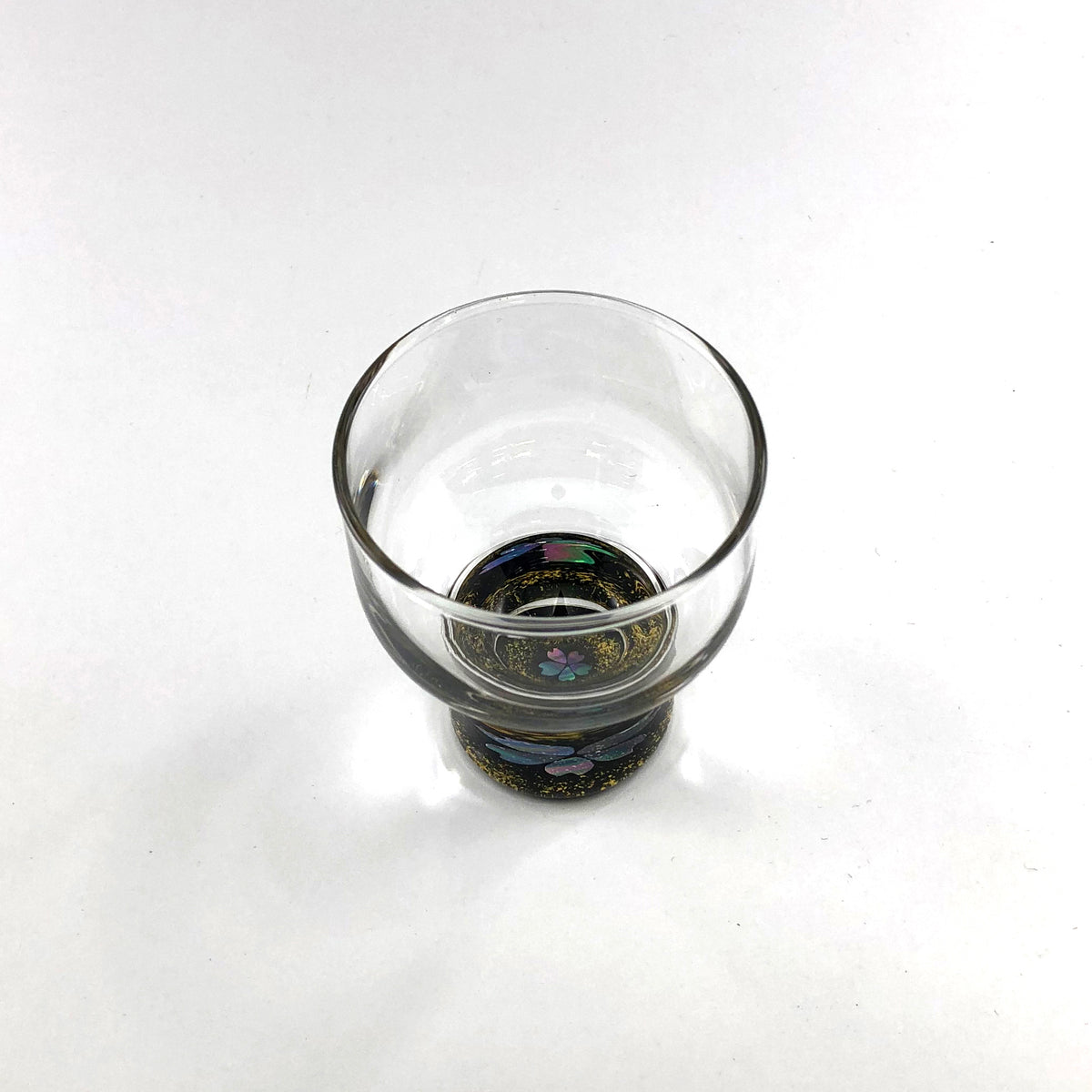 グラス 盃 | 金桜貝入 | 黒 | 天野漆器