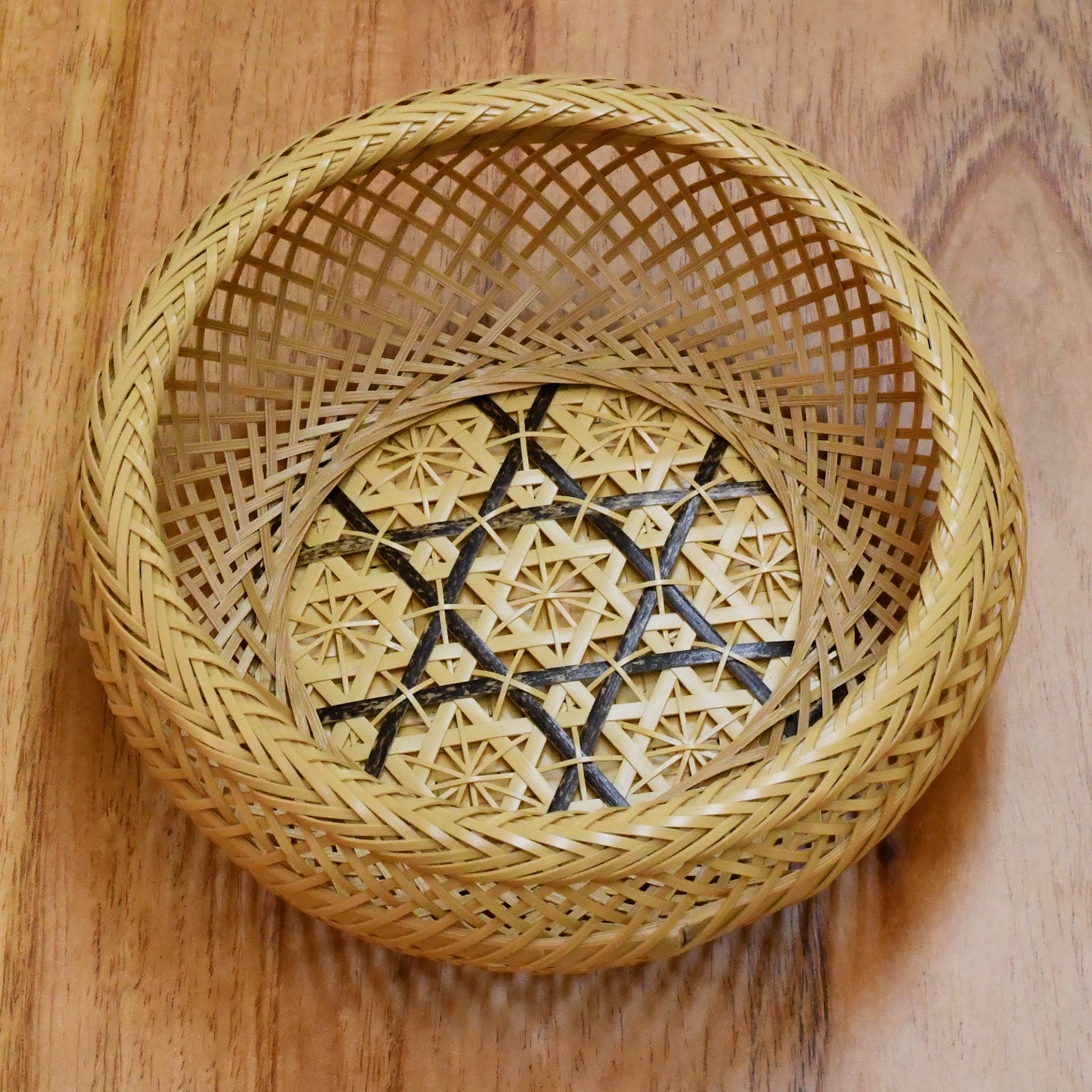 別府竹細工 竹かご | 花六ツ目鉄鉢 | ミニ | 山下工芸