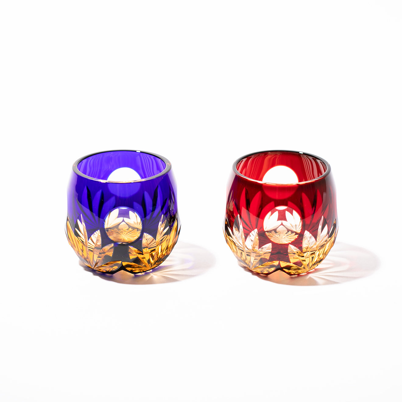 江戸切子 樽型ぐい呑み|朧月|赤|山田硝子