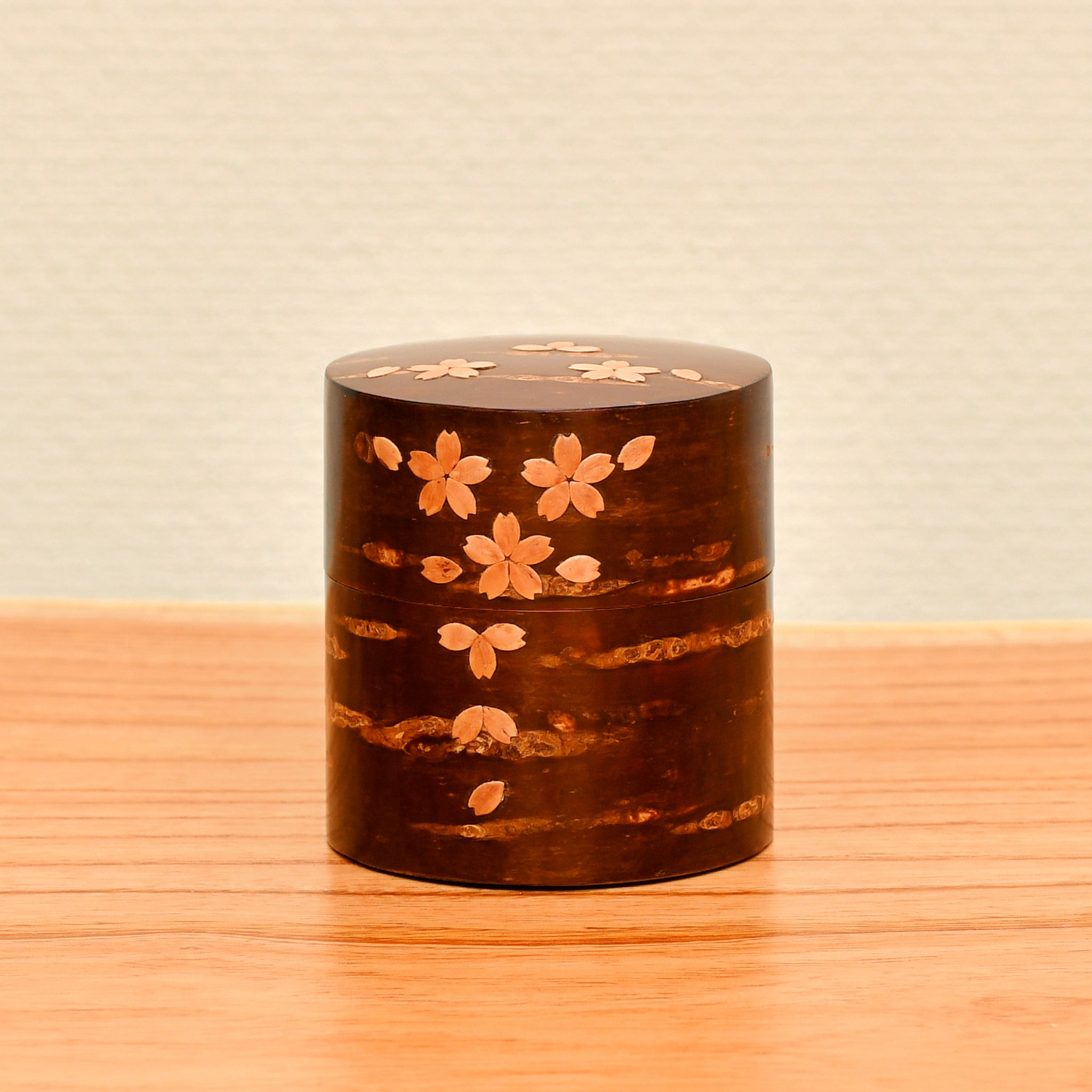 樺細工 茶筒 | 総皮茶筒 | 散花 平 | 角館伝四郎