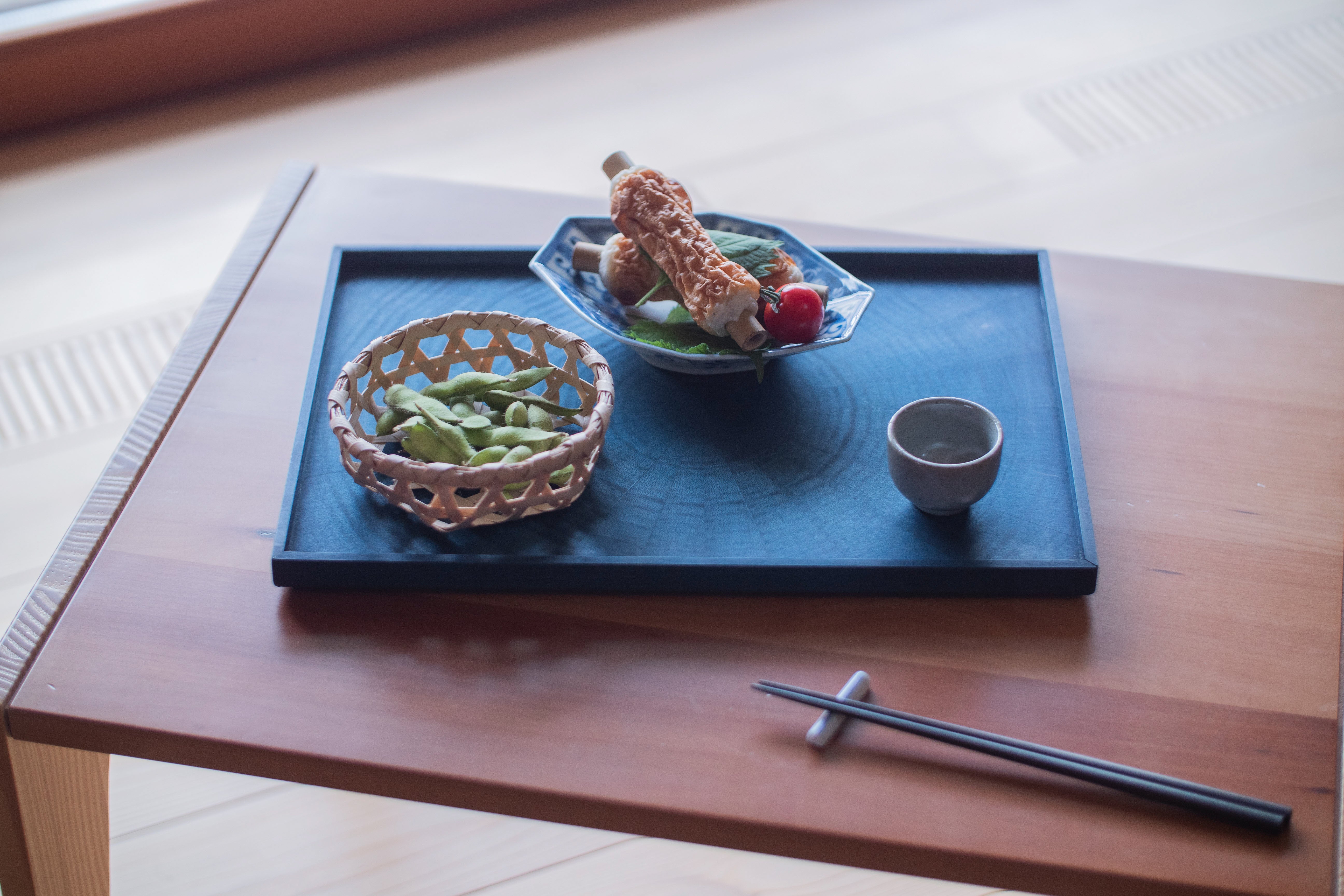 お盆 トレイ | Rectangle Rays Tray (四角) | ホワイトシカモア 藍染 | 森工芸