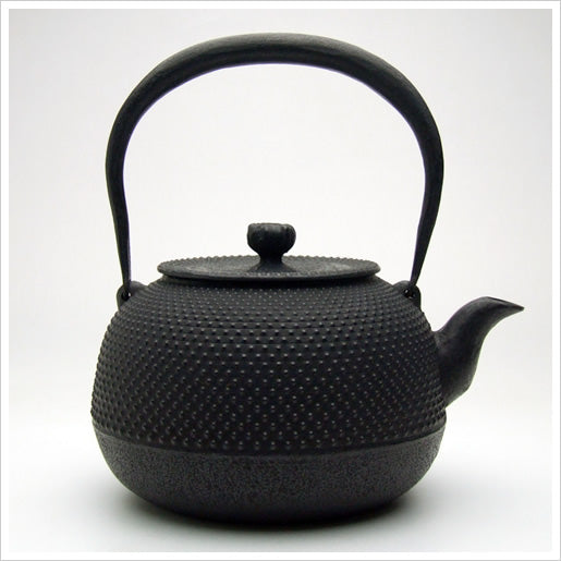 南部鉄器 鉄瓶 | 珠玉型 霰 | 1.0L | 薫山工房
