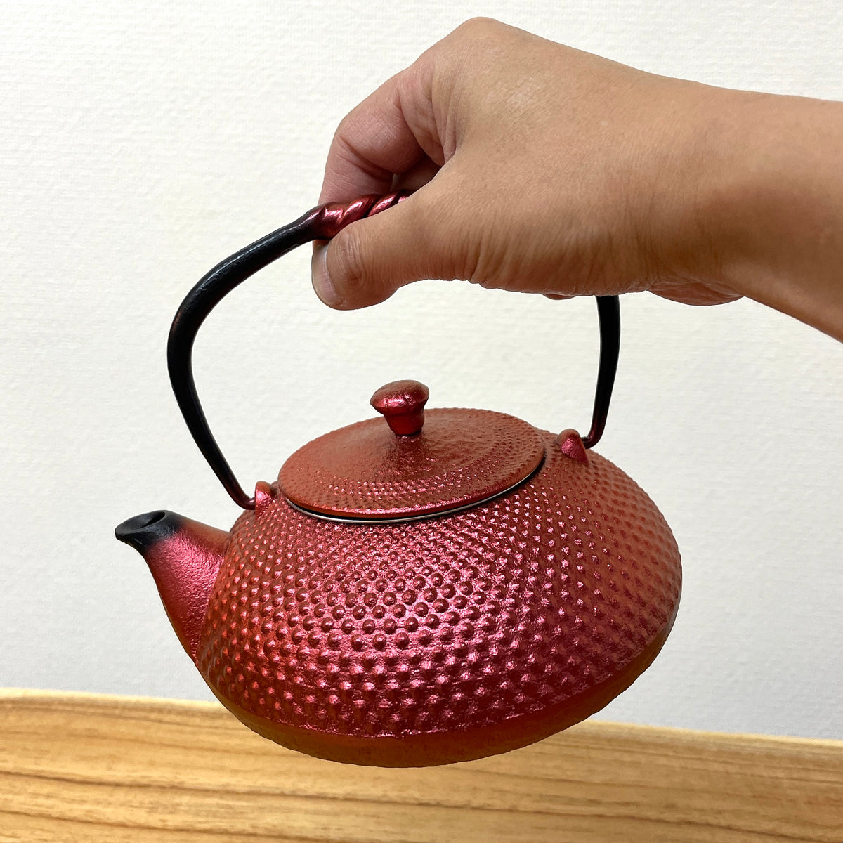 南部鉄器 小鉄瓶 急須 | アラレ 0.5L | 紅 |及富