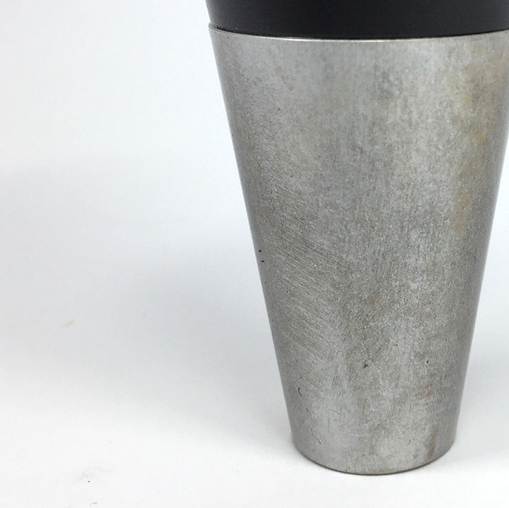 高岡銅器 山中漆器 ぐい呑み | HORN 黒漆 × ミスティシルバー | 喜泉