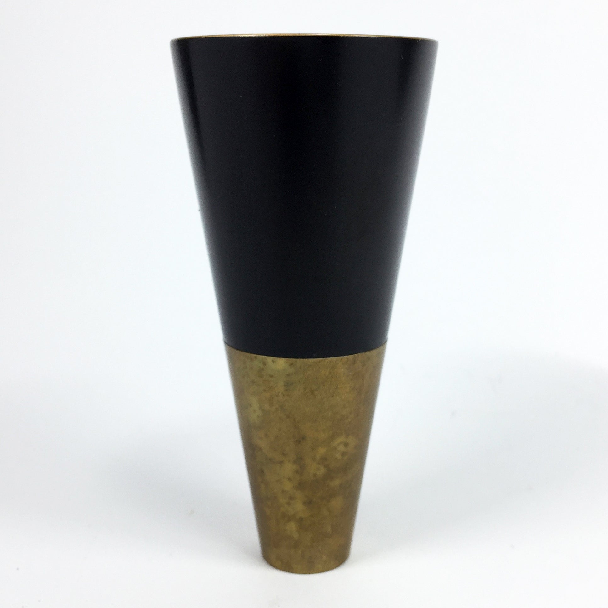 高岡銅器 山中漆器 ぐい呑み | HORN | 黒漆 × メロウゴールド | 喜泉