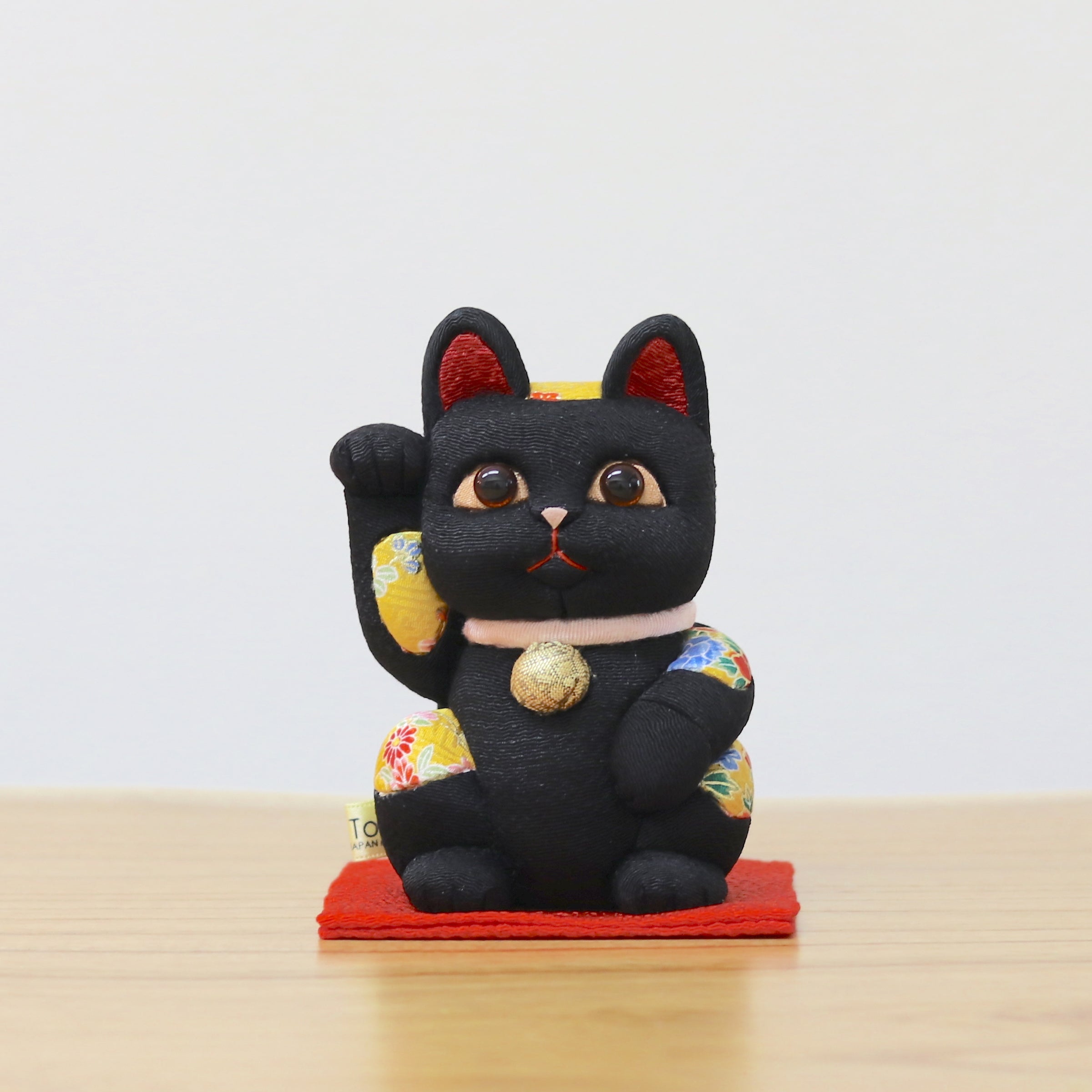 招き猫 | 江戸木目込み 招き猫 風水(中) | 黒色 | 柿沼人形