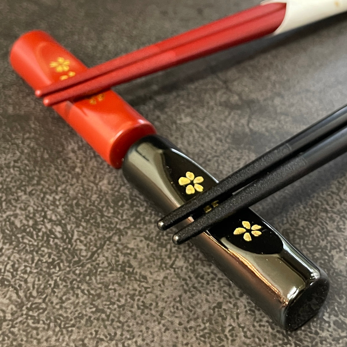 輪島塗 | 夫婦箸 箸置付 桜沈金 | 大藤漆器店