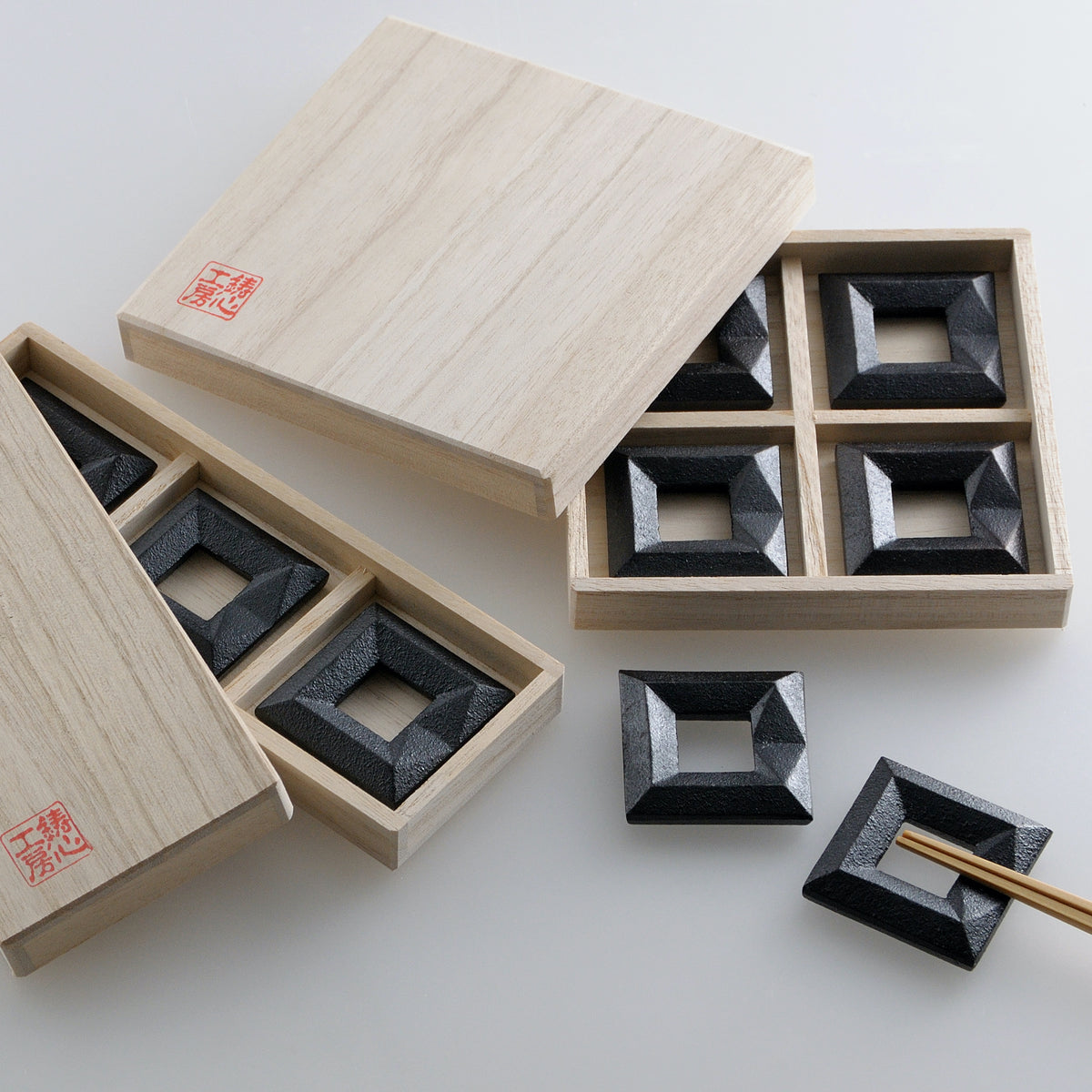 山形鋳物 箸置き | 箸置き 角 | 4個セット | 鋳心ノ工房