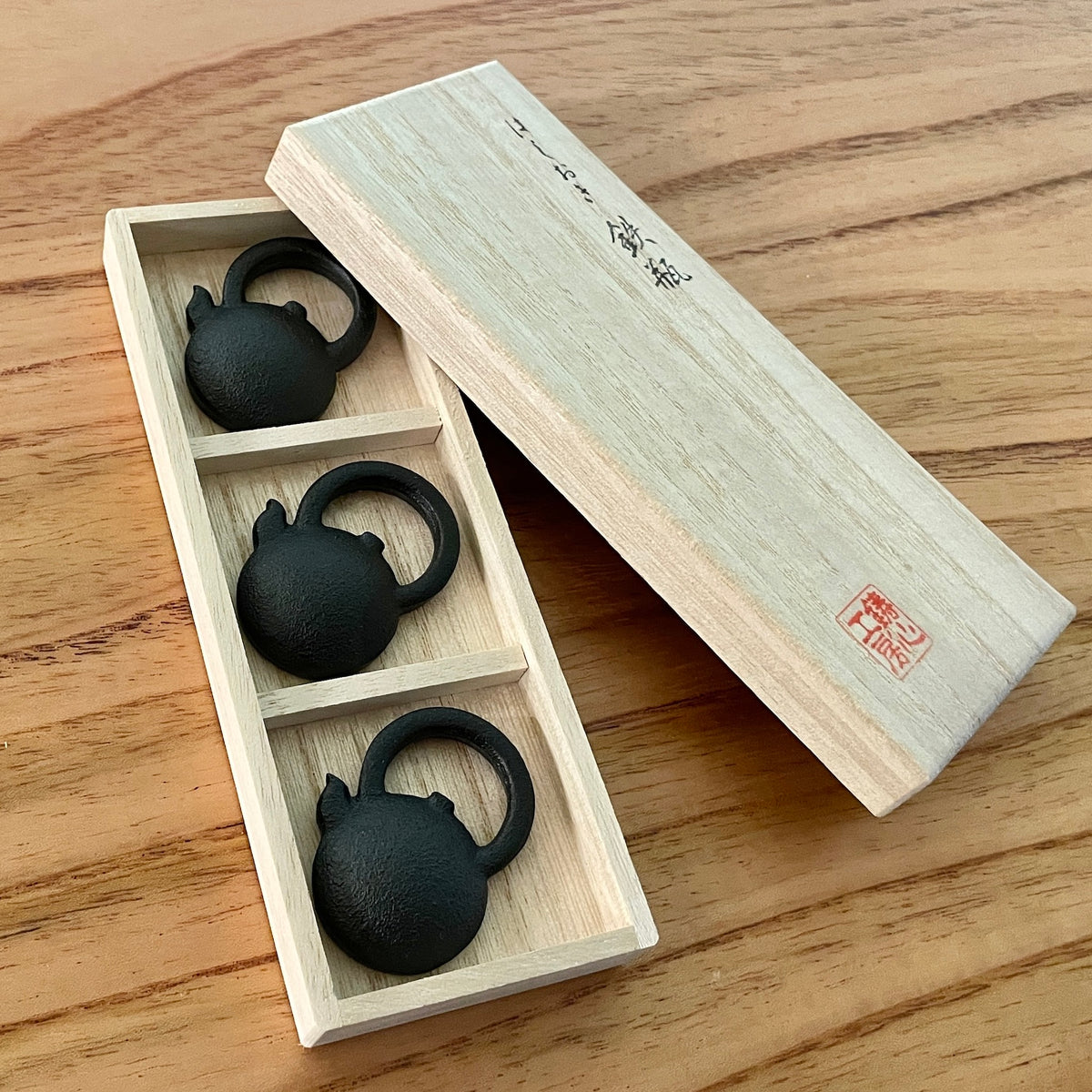 山形鋳物 箸置き | 箸置き 鉄瓶 | 3個セット | 鋳心ノ工房