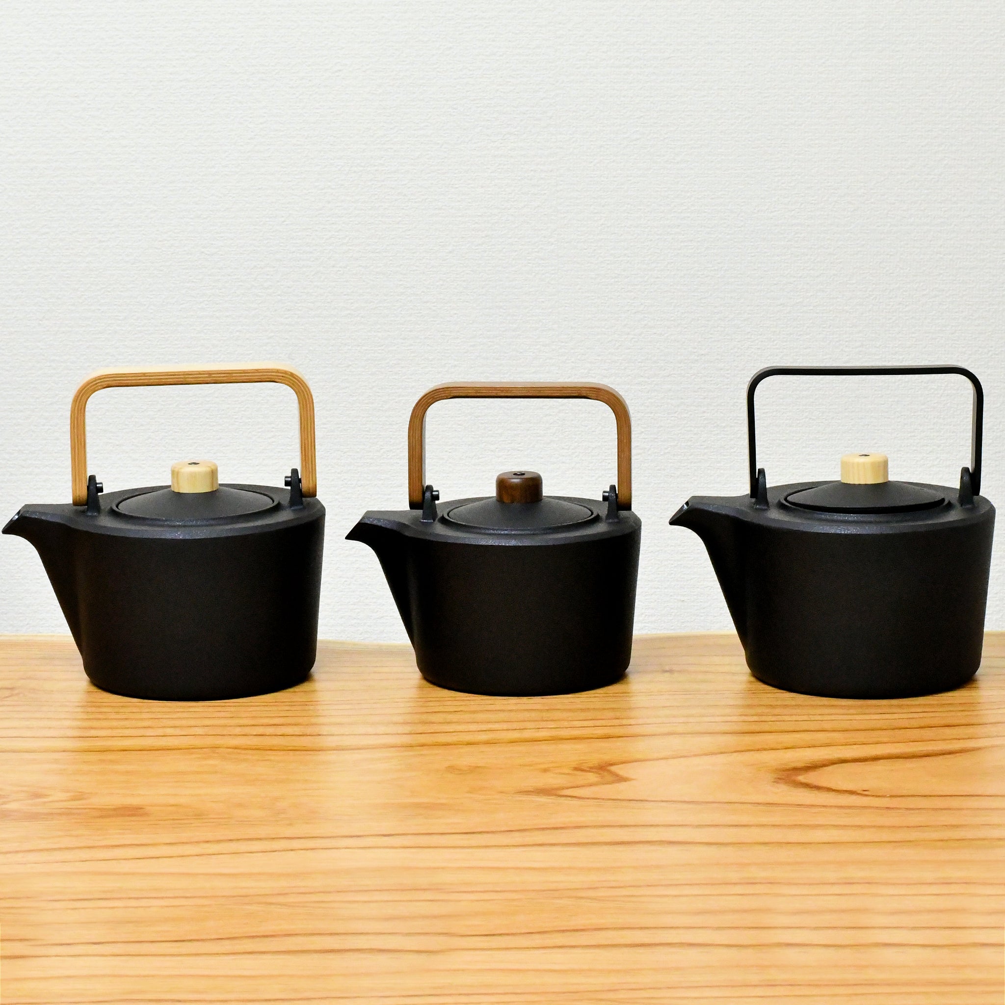 山形鋳物 ケトル | いものケトルM 1.4L | ホワイトオーク | 鋳心ノ工房