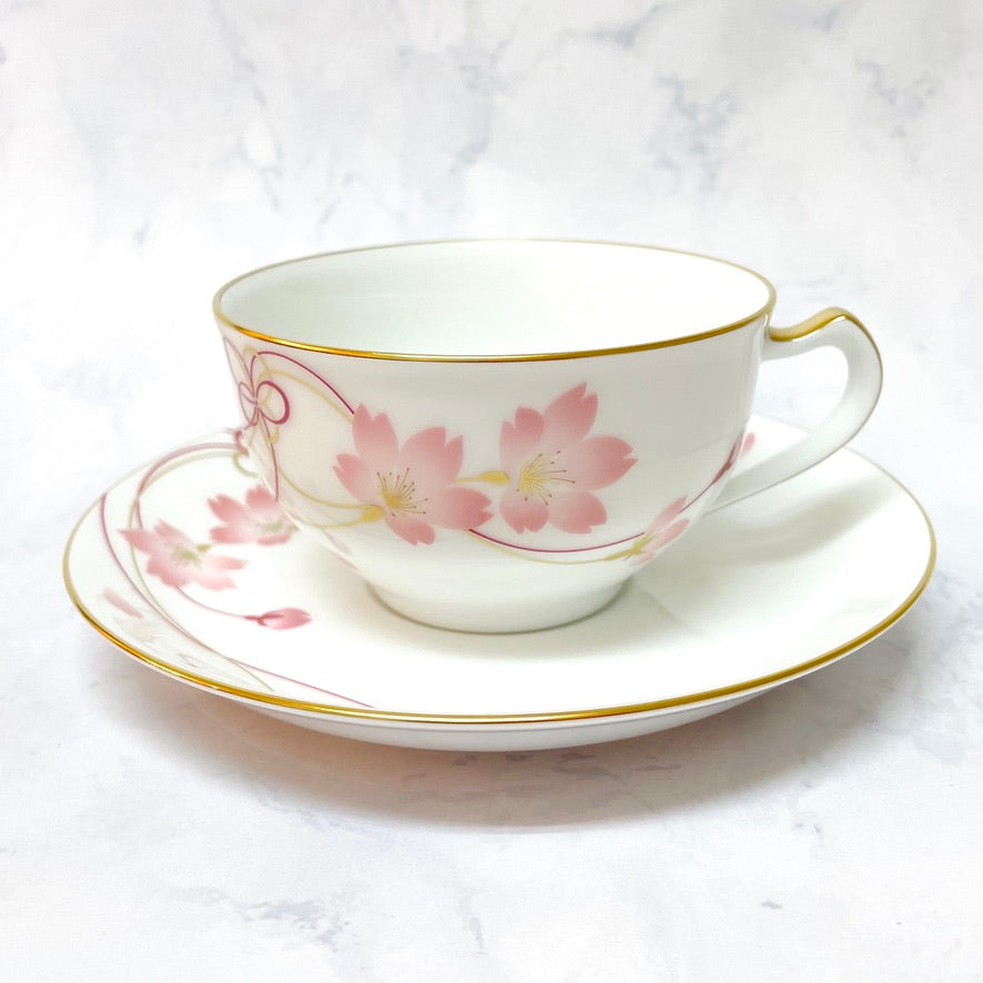 洋食器 | カップ&ソーサー 桜シリーズ | 結桜 | 大倉陶園