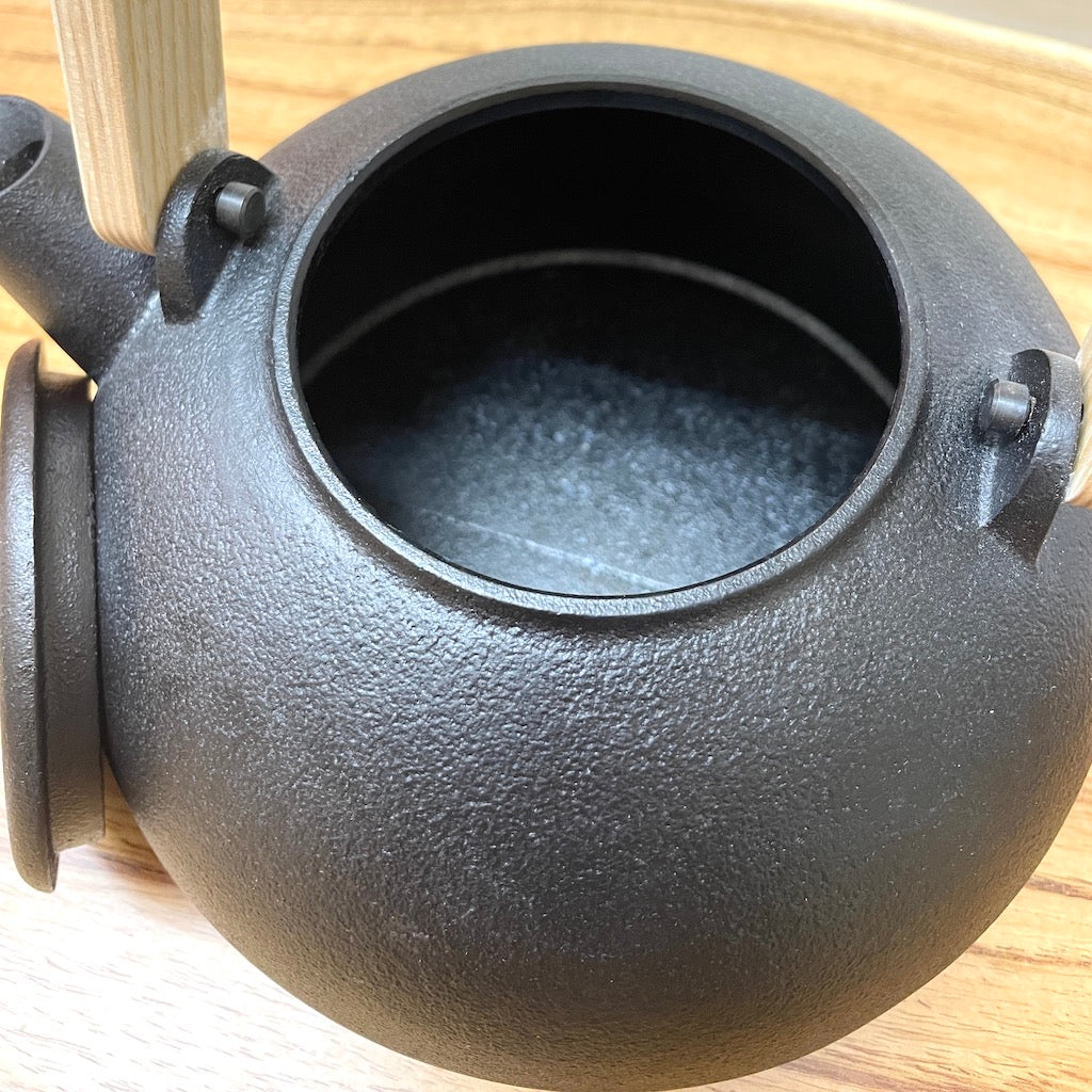 山形鋳物 ケトル | ティケトルM 1.7L | ホワイトオーク | 鋳心ノ工房