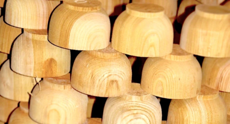 山中漆器、木地の美しさが際立つ加賀の伝統工芸