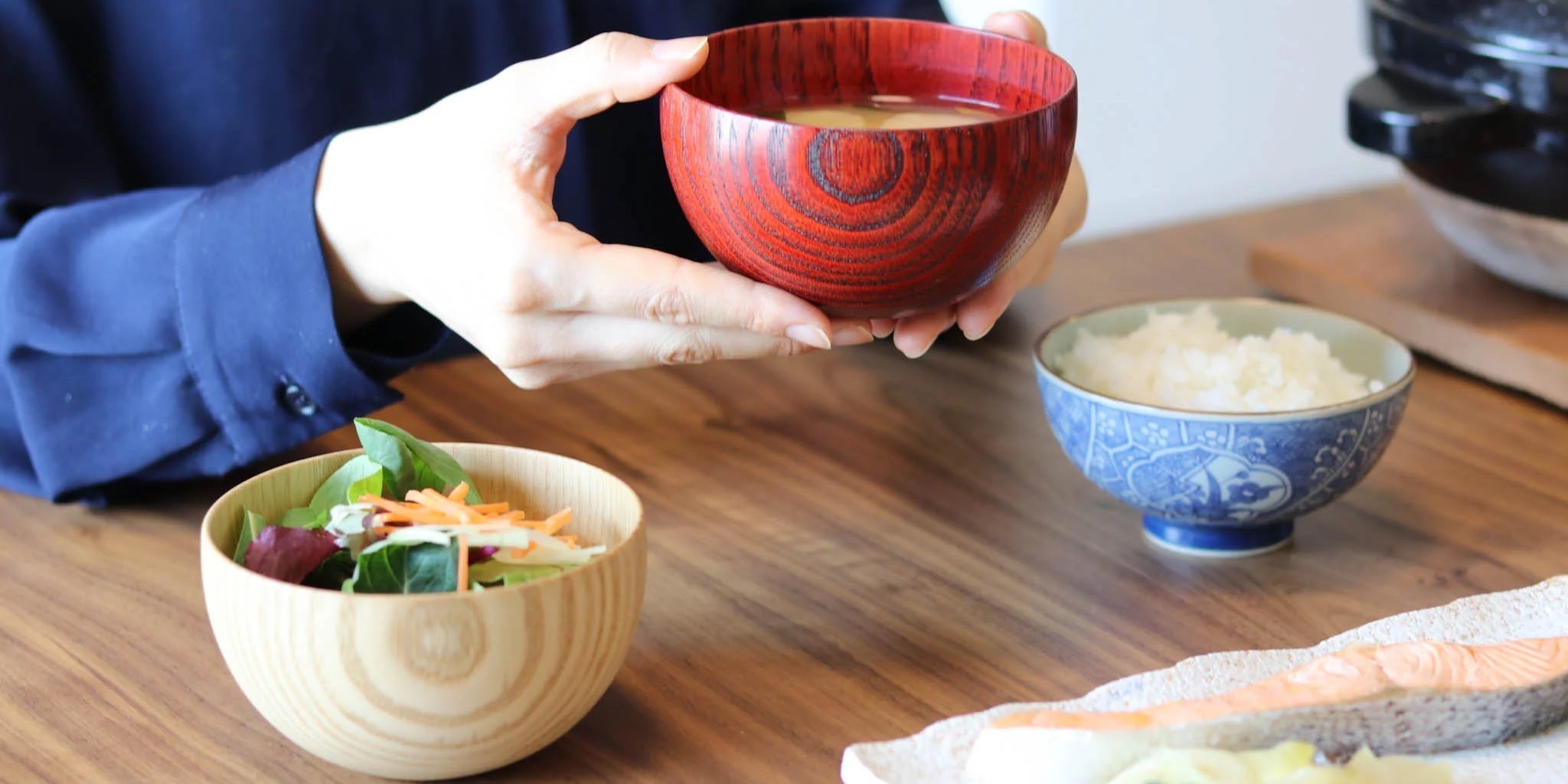 漆器をもっと身近に。産地・種類で選ぶ普段づかいのお椀