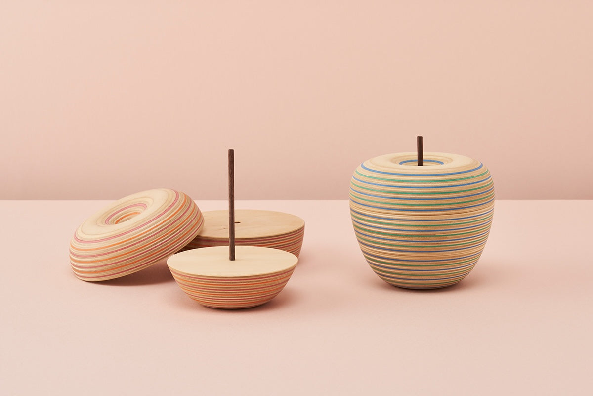 【蔵出し品・未使用】独楽塗　名人作　食籠　桐箱付き　在銘　日本伝統工芸品　漆器 蔵出し品・未使用】独楽塗 名人作 食籠 桐箱付き 在銘 日本