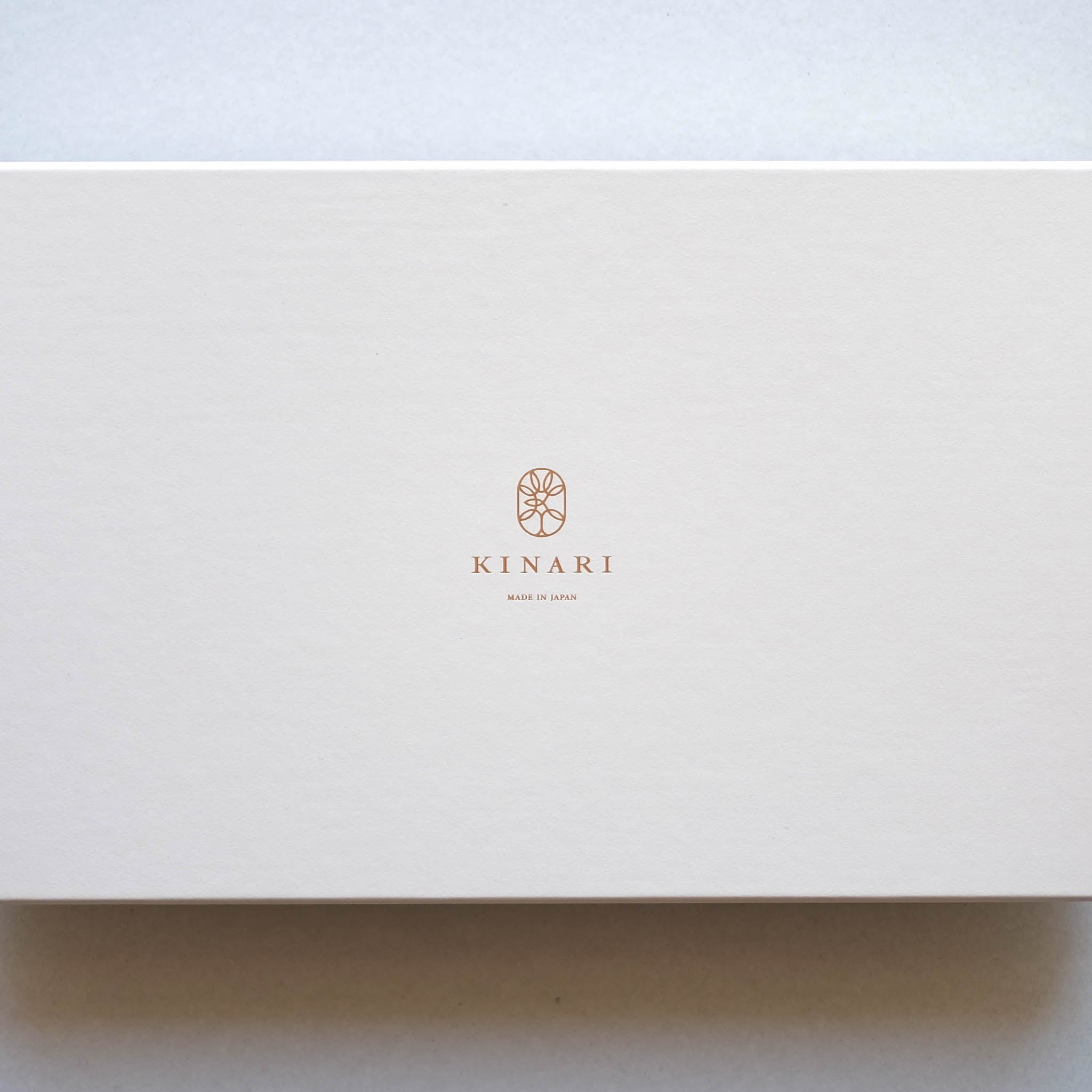 カッティングボード | 国産木 山桜 | 330×200×20mm | KINARI