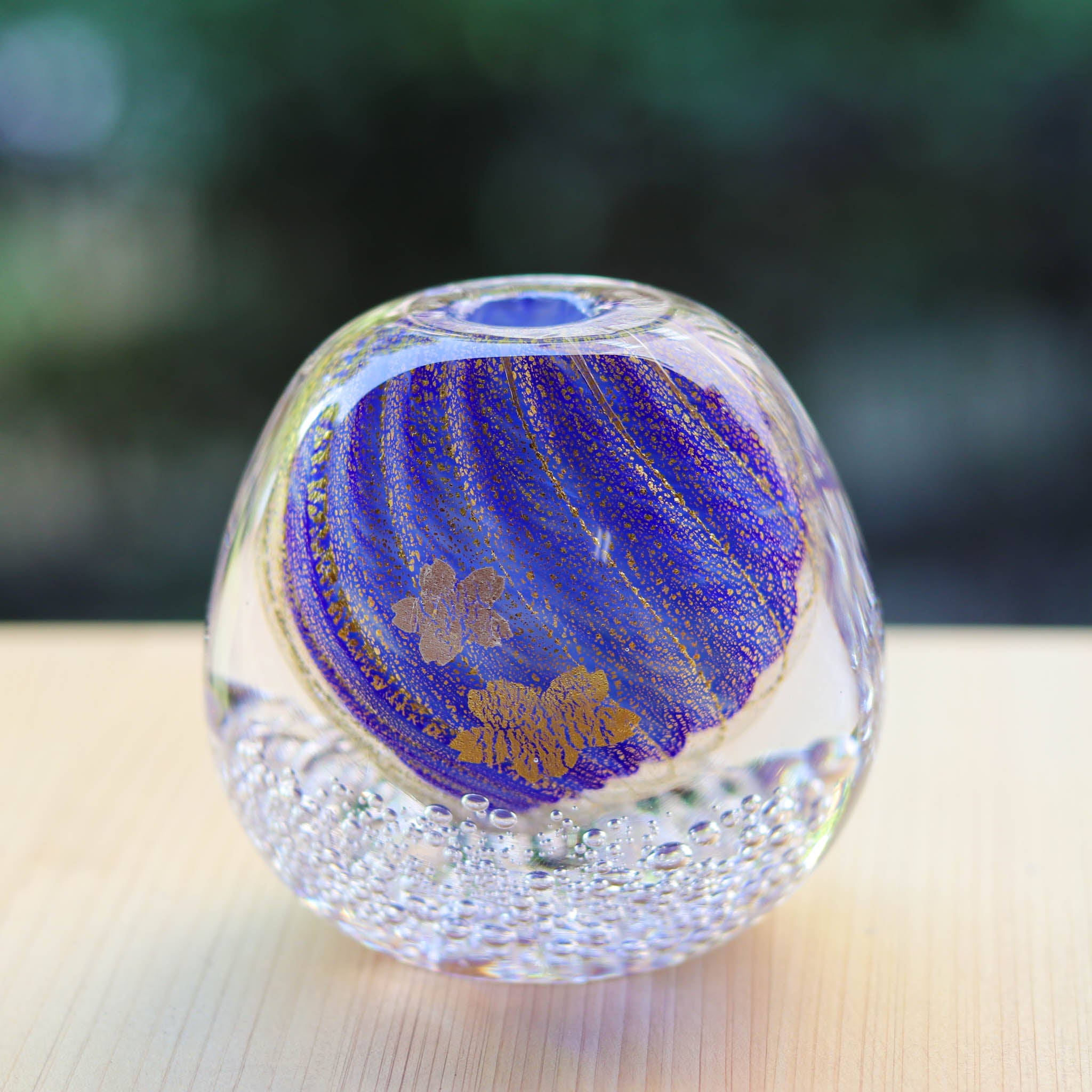 綾ガラス 一輪挿し | 月影の桜 | コバルトブルー | グラスアート黒木