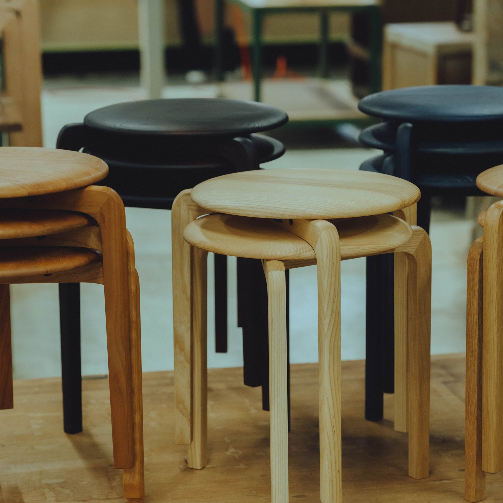 木工家具 スツール | LISCIO Stool | 藍染 | DENTO