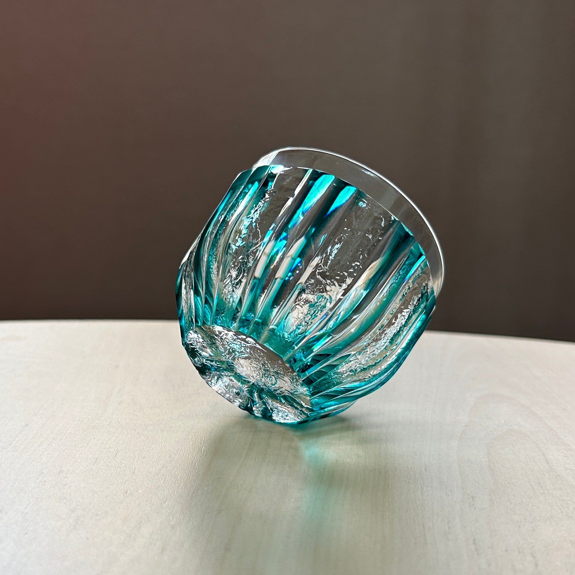 薩摩切子 にかわ猪口 | 緑 | 薩摩びーどろ工芸