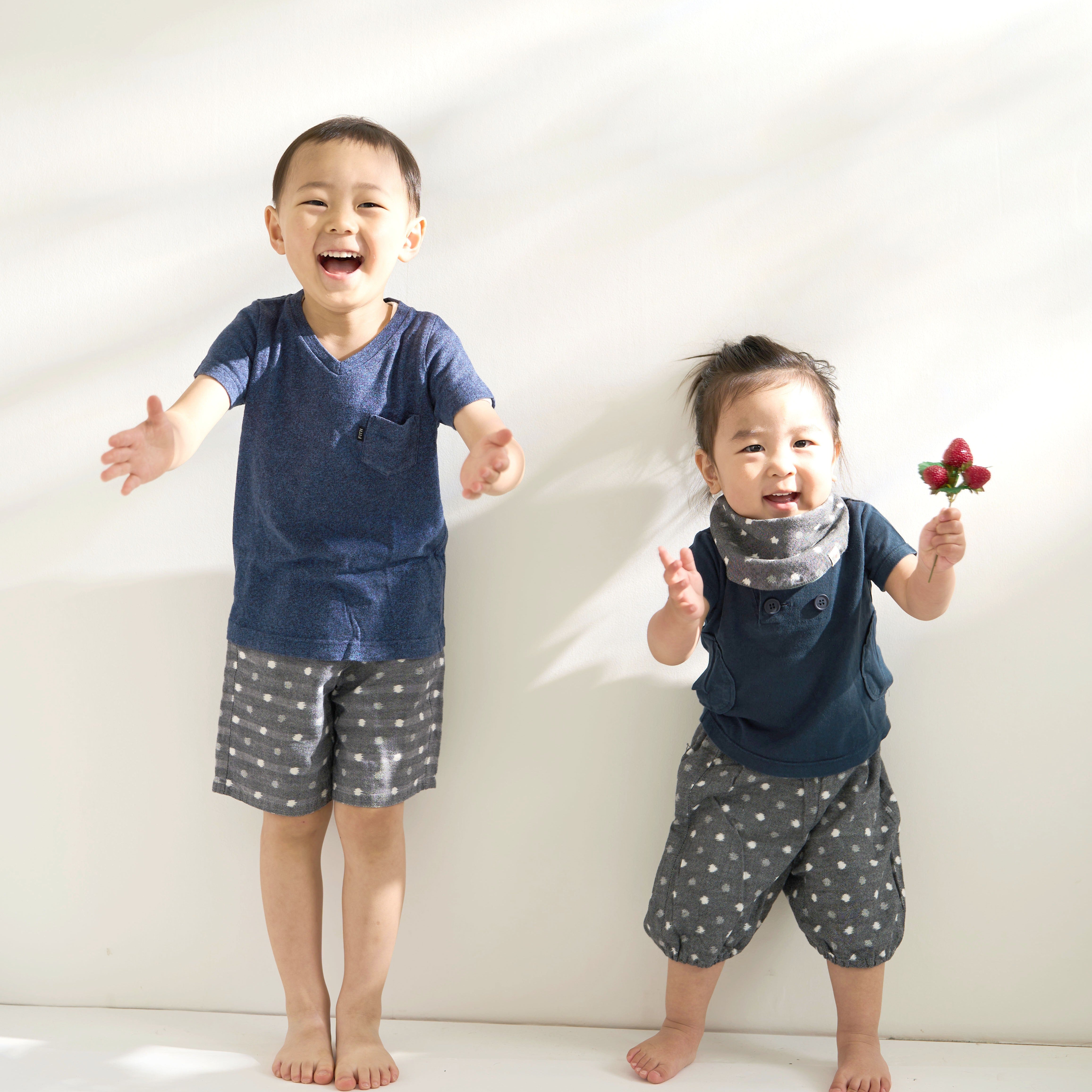 久留米絣 子供用 | もんぺっぺ スタイチーフ | グレー小白玉 | TAKUMI Collection