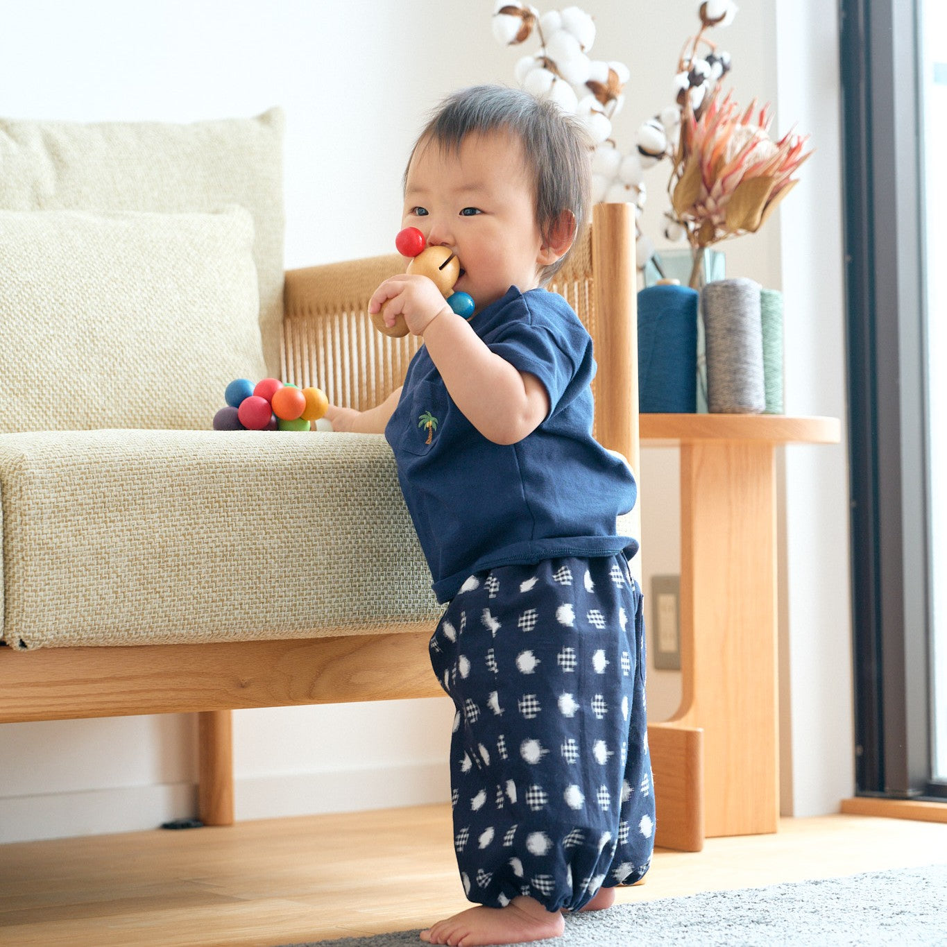 久留米絣 子供用 | もんぺっぺ スタイチーフ | 紺水玉格子 | TAKUMI Collection