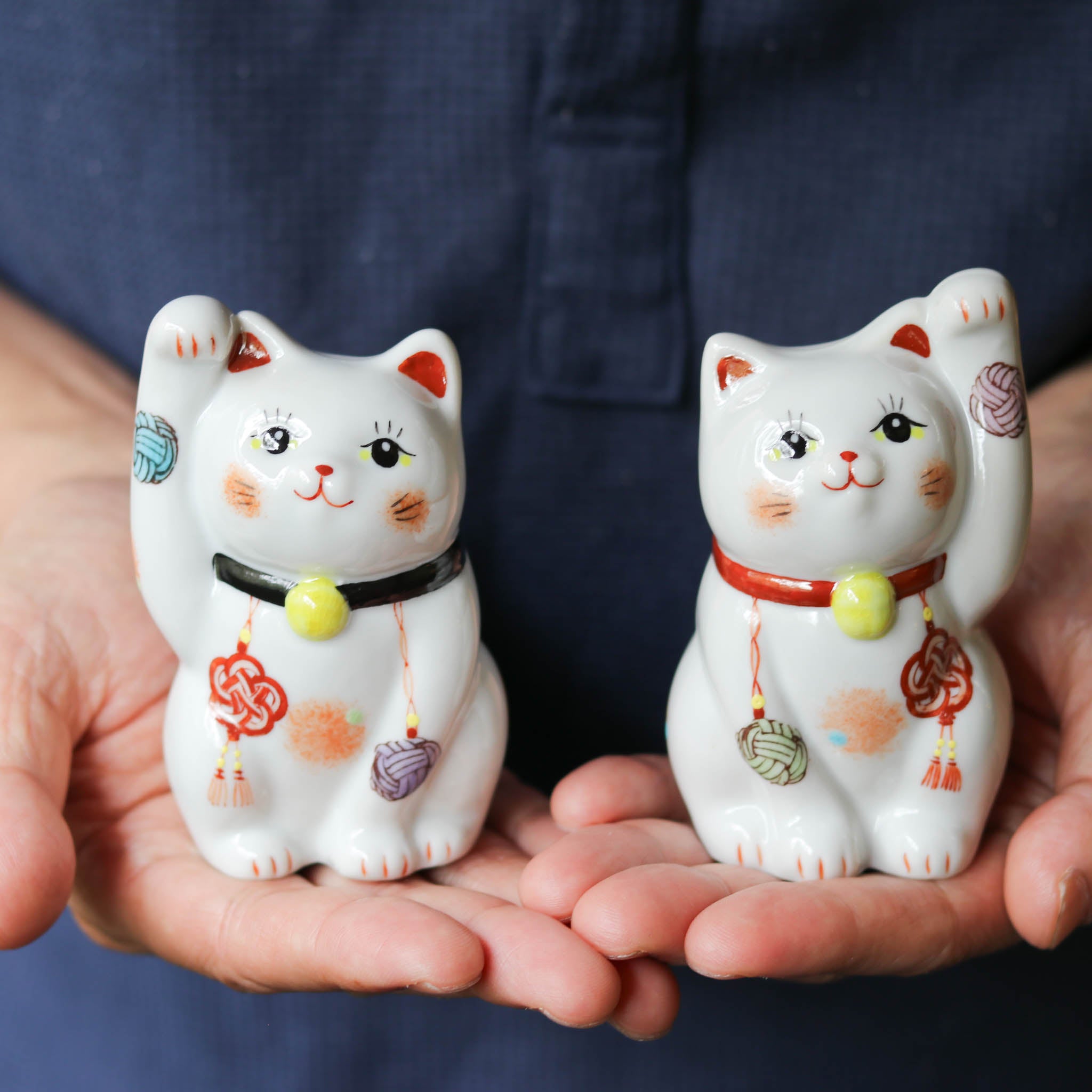 九谷焼 置物 | 招き猫 水引-結- ペアセット |  黒・赤 | 虚空蔵窯
