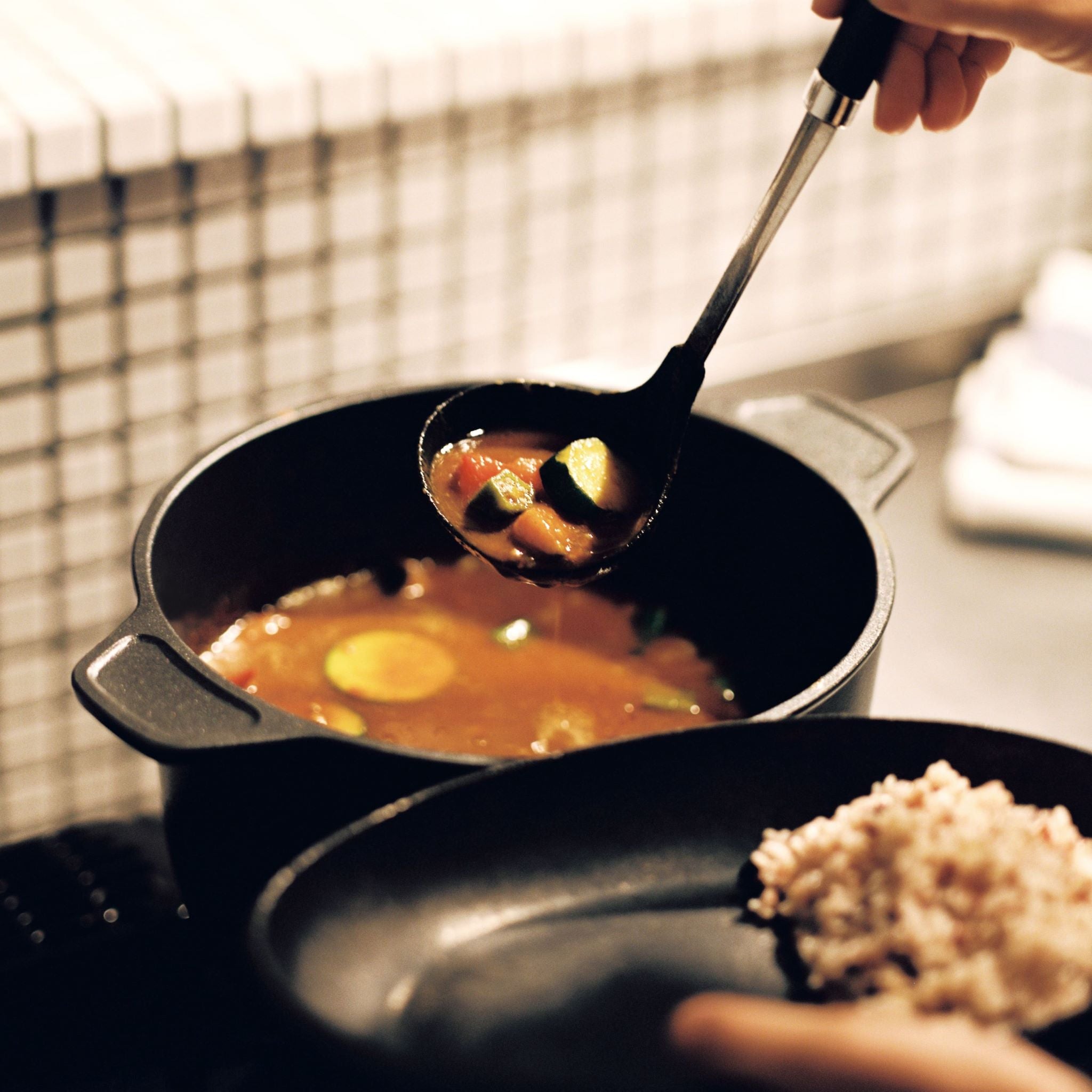 鋳物 鍋 | 味わい鍋 両手 22㎝ | 4.6L・6合 | 文化軽金属鋳造