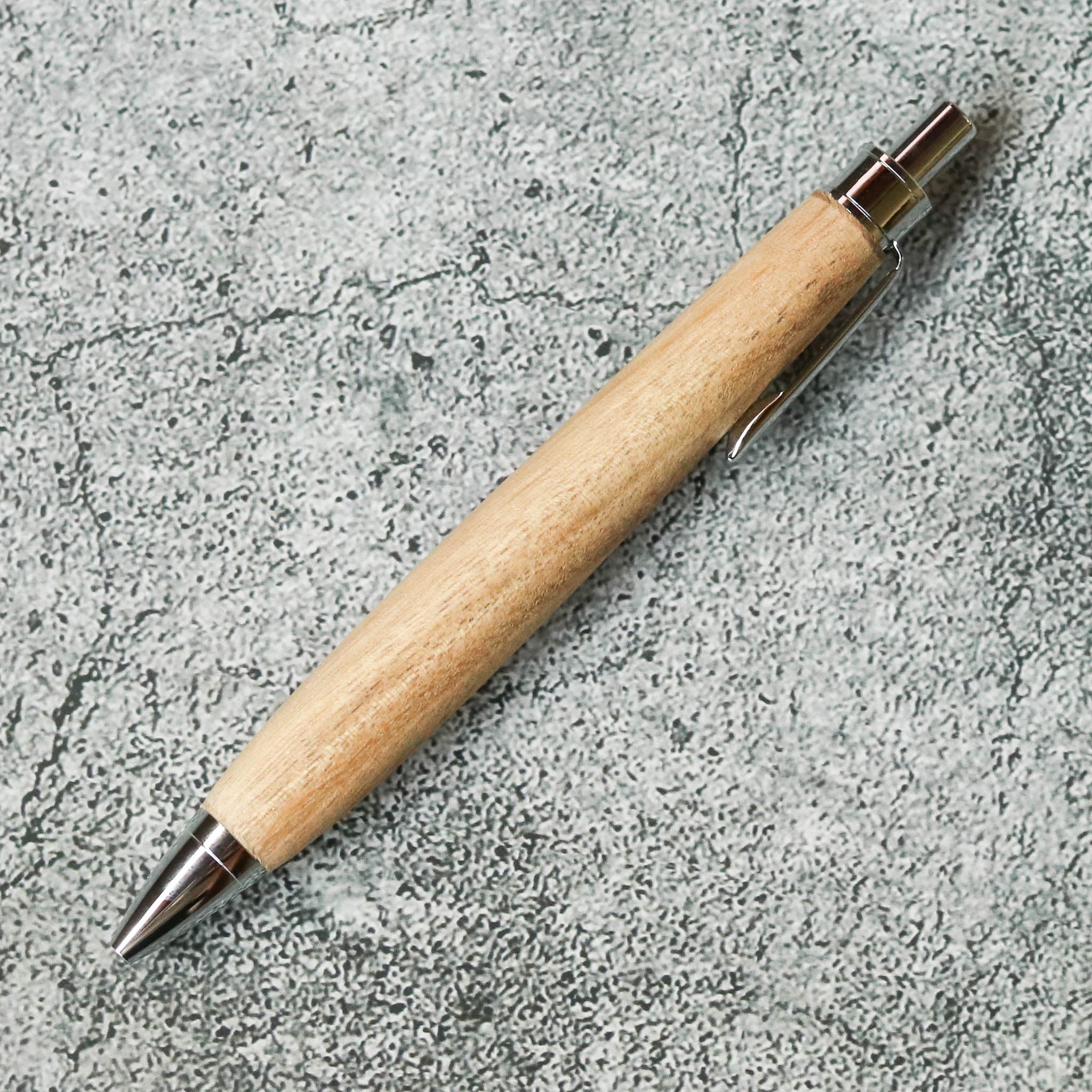 木軸ペン | 国産木 楠 クスノキ | 芯0.5mm | 木軸ペン工房 KIKI