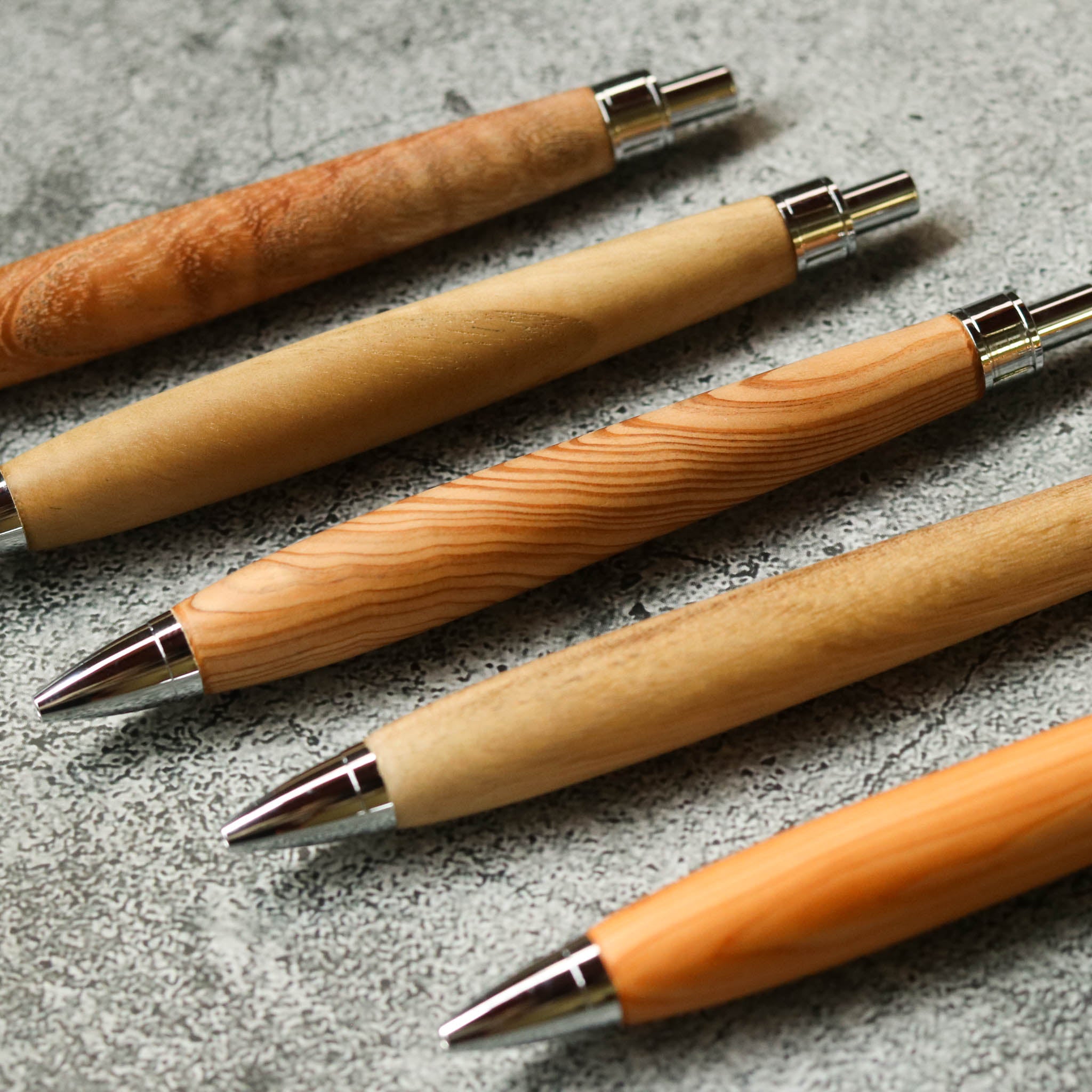 木軸ペン | 国産木 楠 クスノキ | 芯0.5mm | 木軸ペン