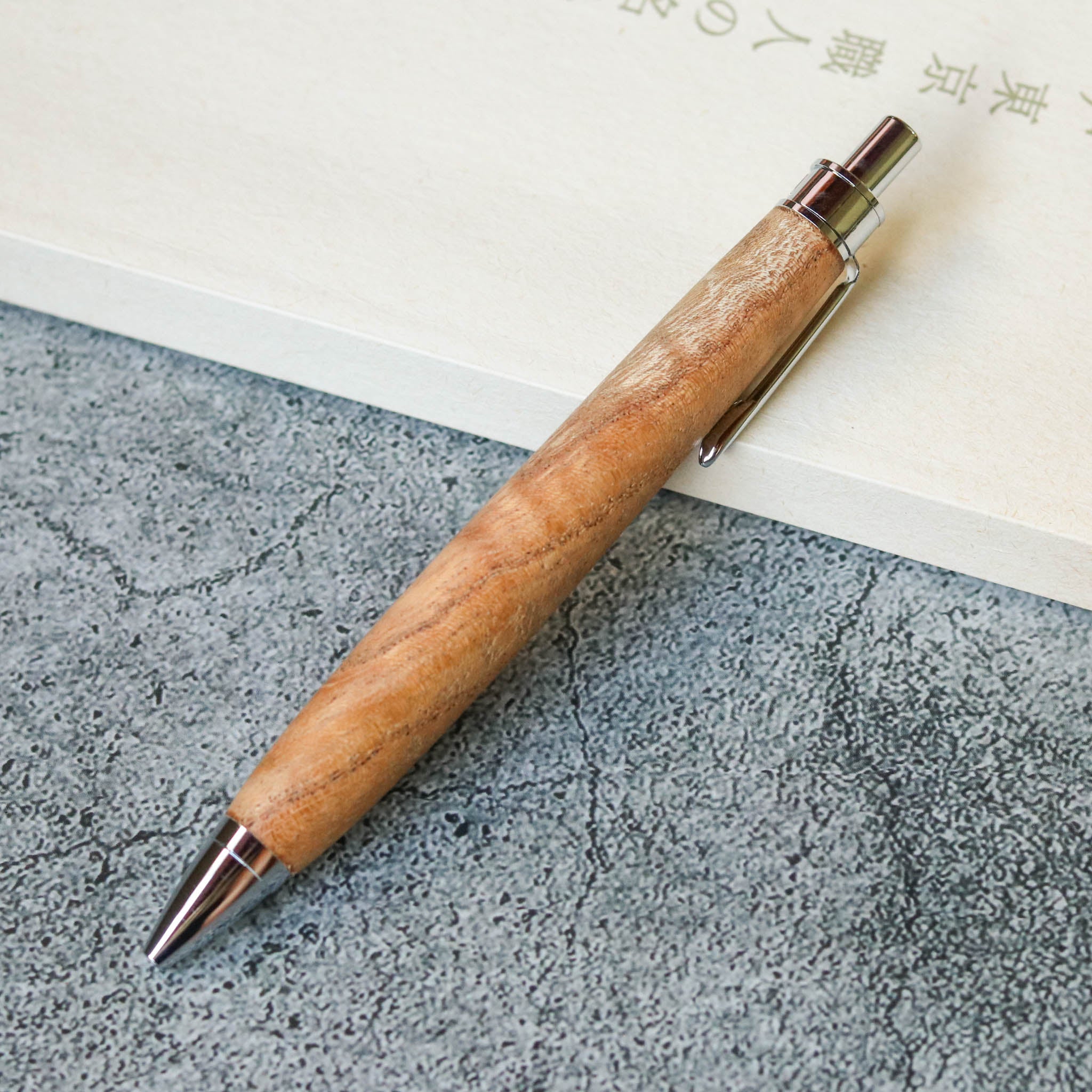 木軸ペン | 国産木 栴檀 センダン | 芯0.5mm | 木軸ペン工房 KIKI
