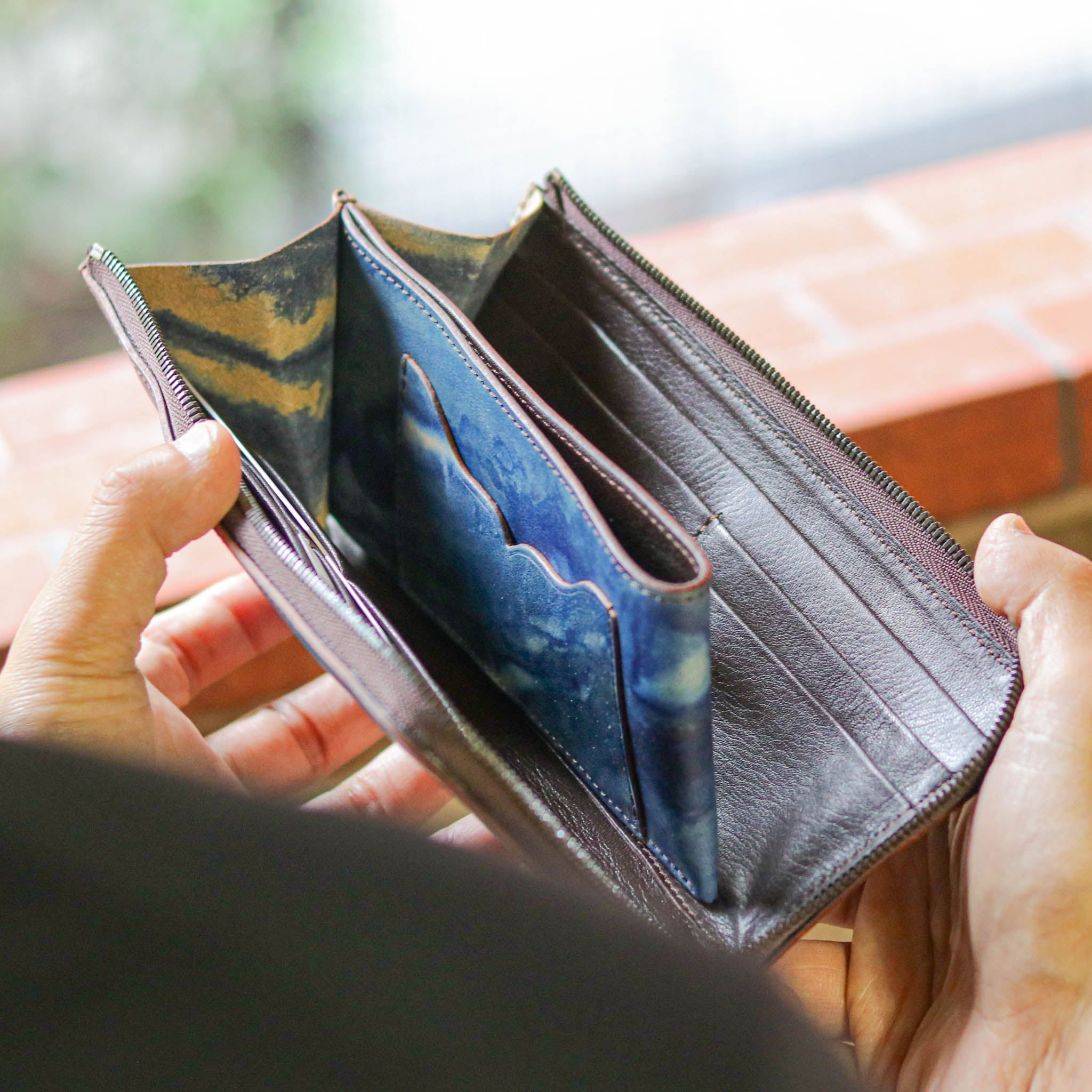 福山レザー 長財布 | リセス | 瀬戸内の空 薄藍 | サード