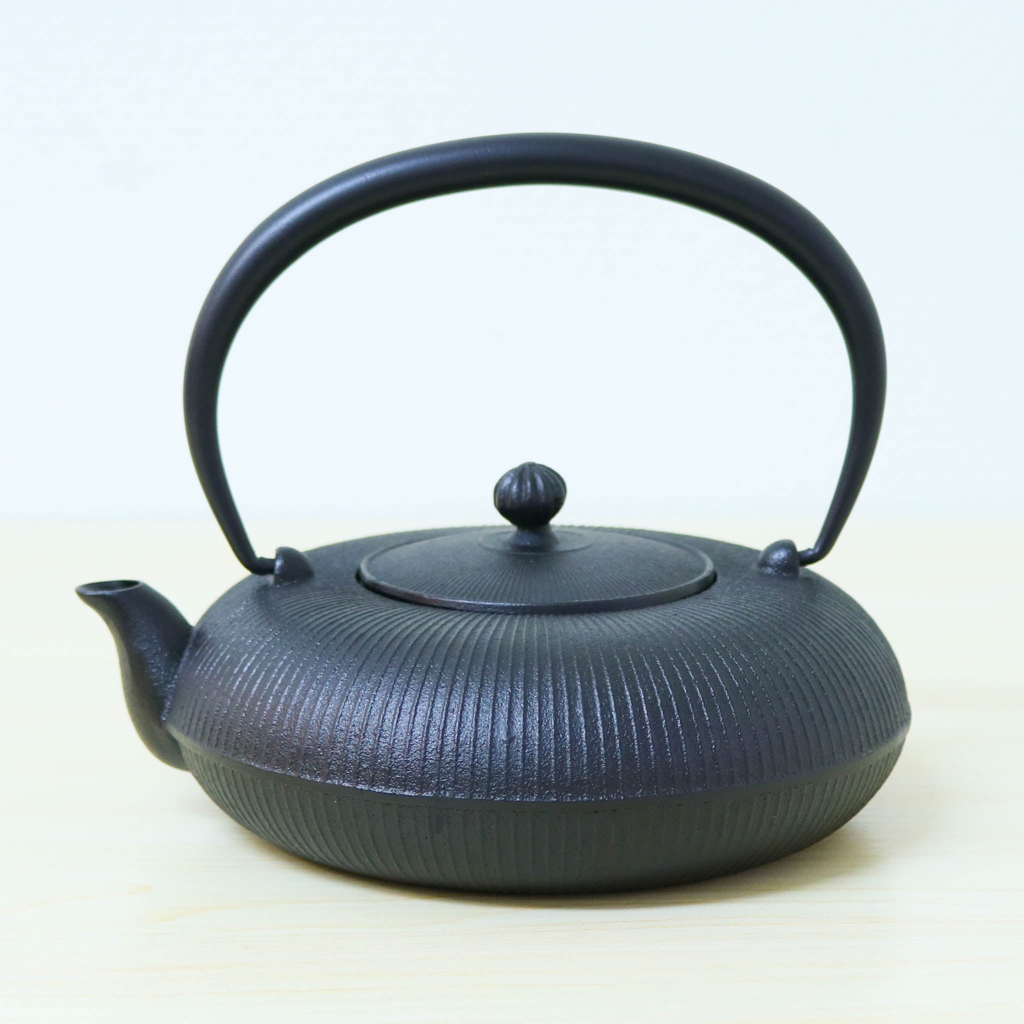 鉄瓶 南部鉄器 急須 銘 囲炉裏 薪ストーブ 大正 日本地図 記念品か 鉄瓶 南部鉄器 急須 銘 囲炉裏 薪ストーブ 大正 日本地図 記念品か