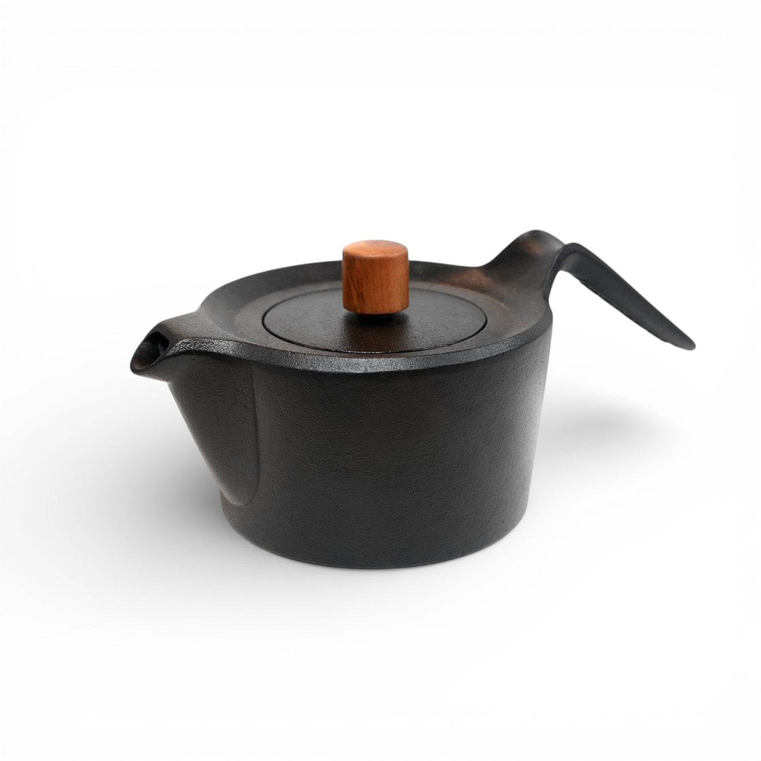 南部鉄器 鉄瓶 | スワローポット 0.6L | 黒 | 及富