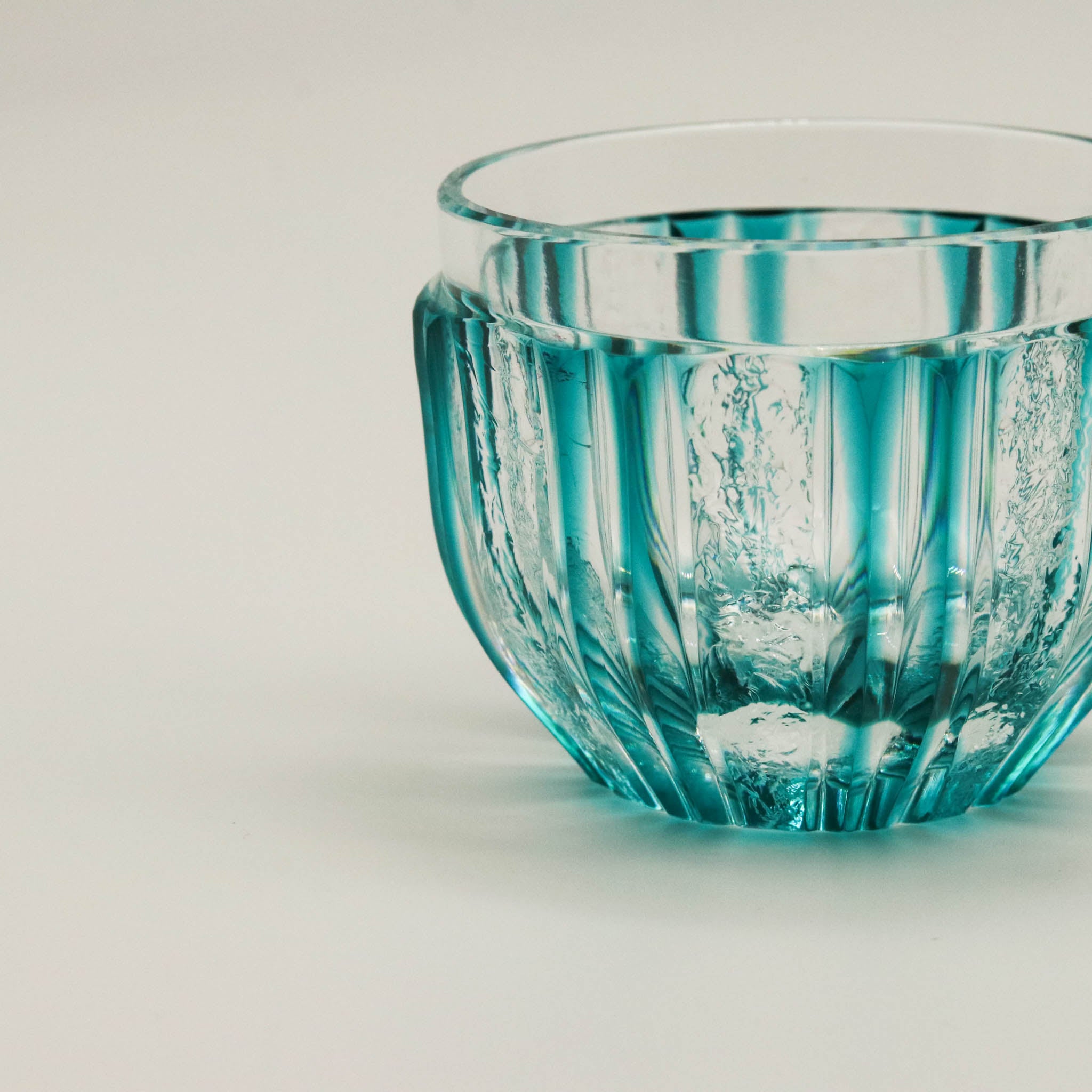 薩摩切子 にかわ猪口 | 緑 | 薩摩びーどろ工芸