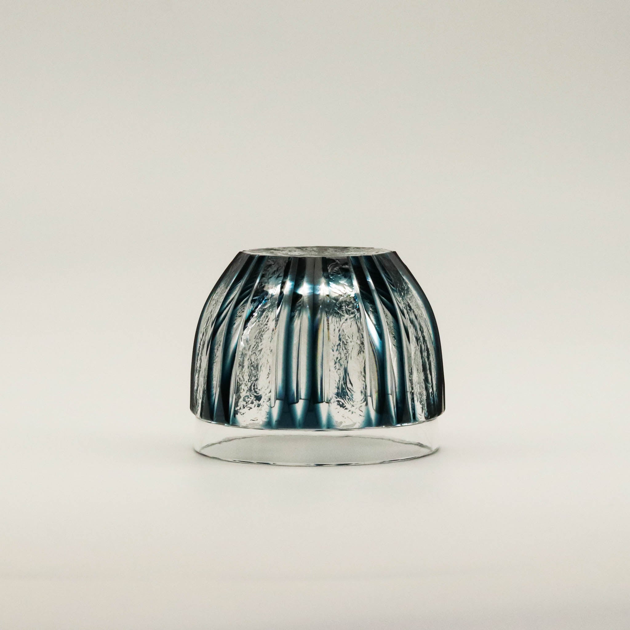 薩摩切子 にかわ猪口 | 藍 | 薩摩びーどろ工芸