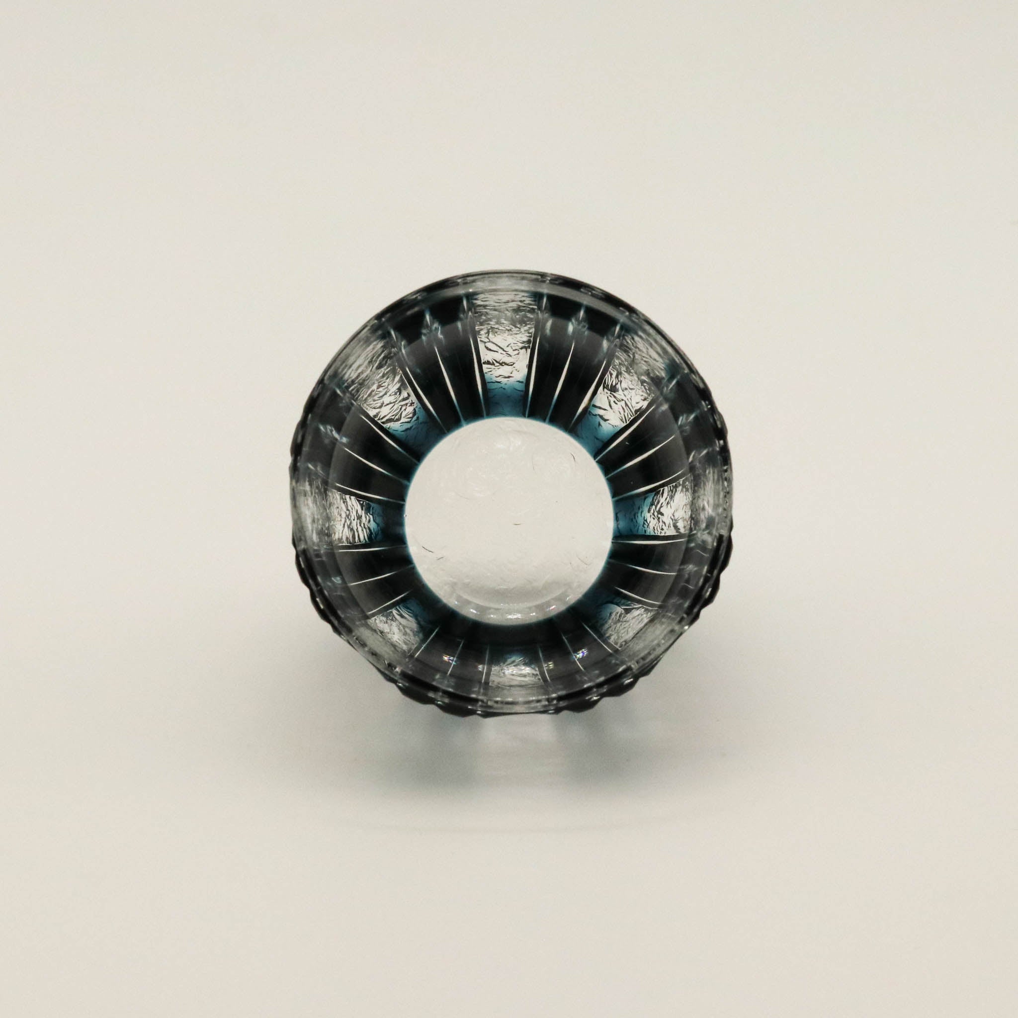 薩摩切子 にかわ猪口 | 藍 | 薩摩びーどろ工芸