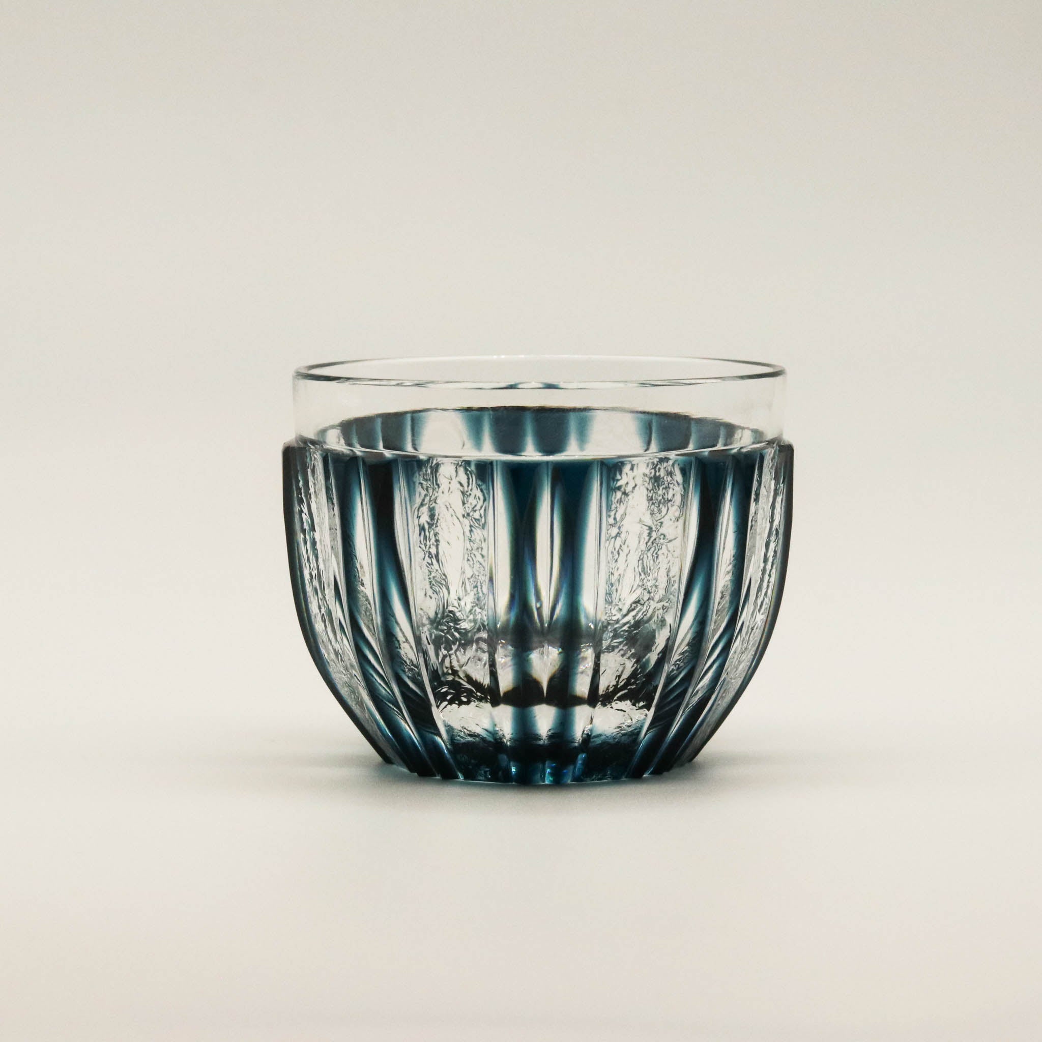 薩摩切子 にかわ猪口 | 藍 | 薩摩びーどろ工芸