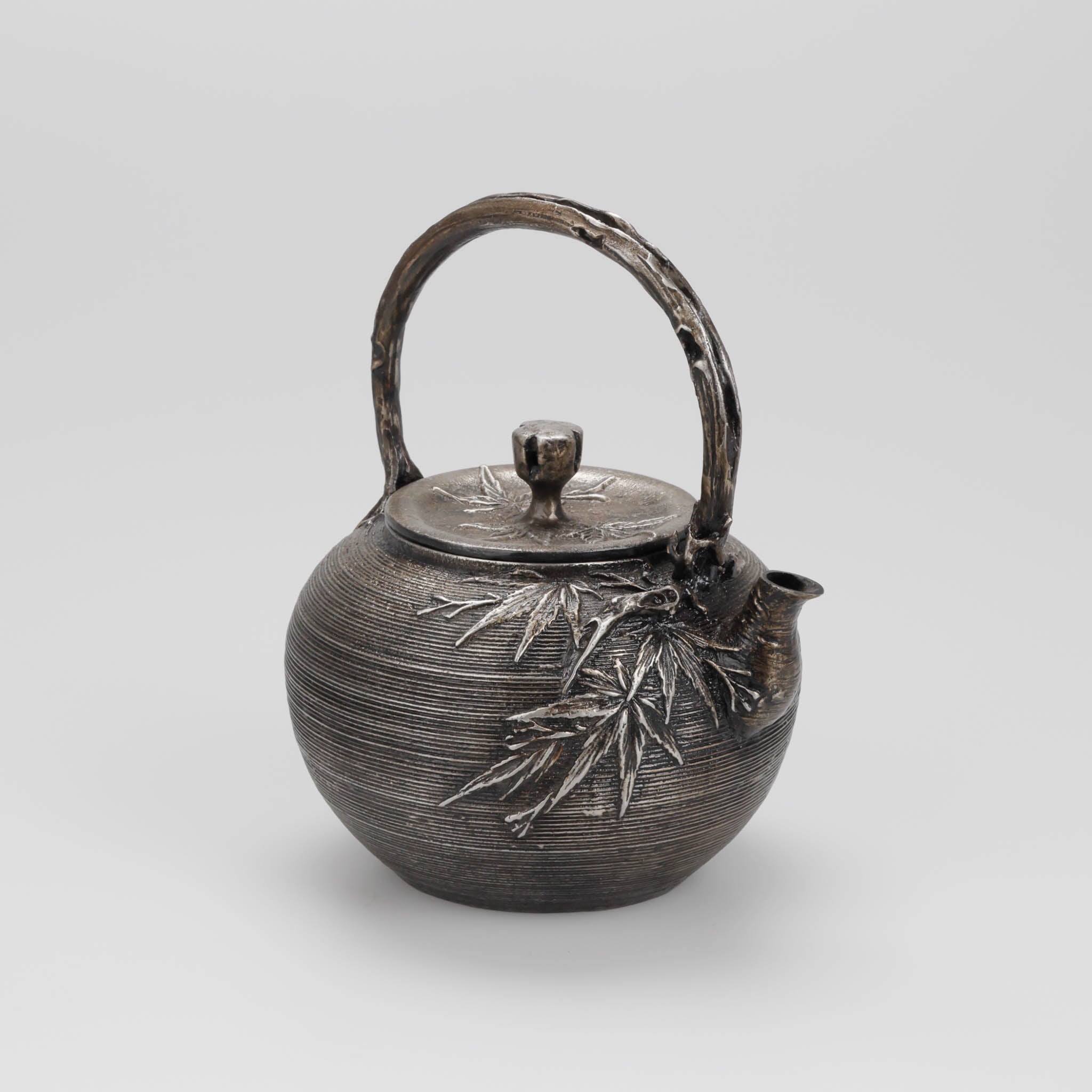 鉄瓶｜南部鉄器、山形鋳物など各種ギフト通販｜【公式】日本工芸堂