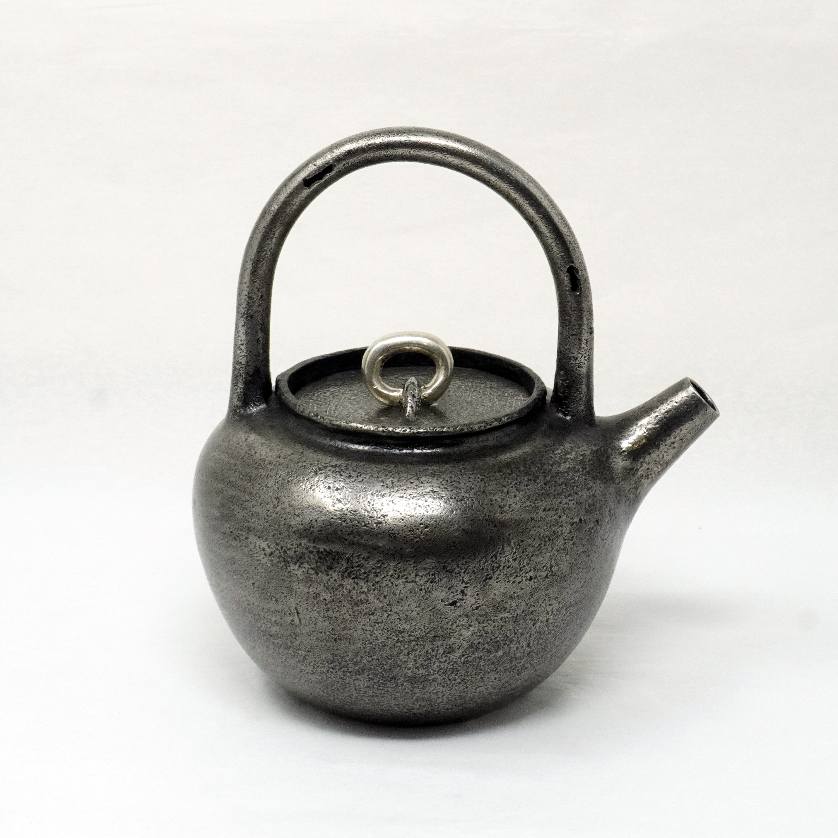 高岡銅器 鉄瓶 | 砂鉄 鉄砲口形 | 素文 | 般若鋳造所